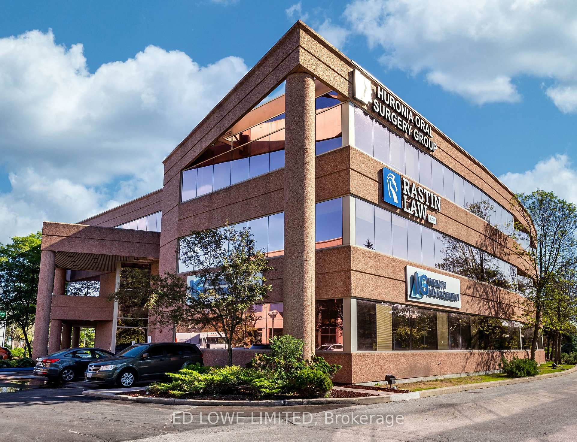 128 Wellington Street W 301, Barrie, ON L4N 1K9