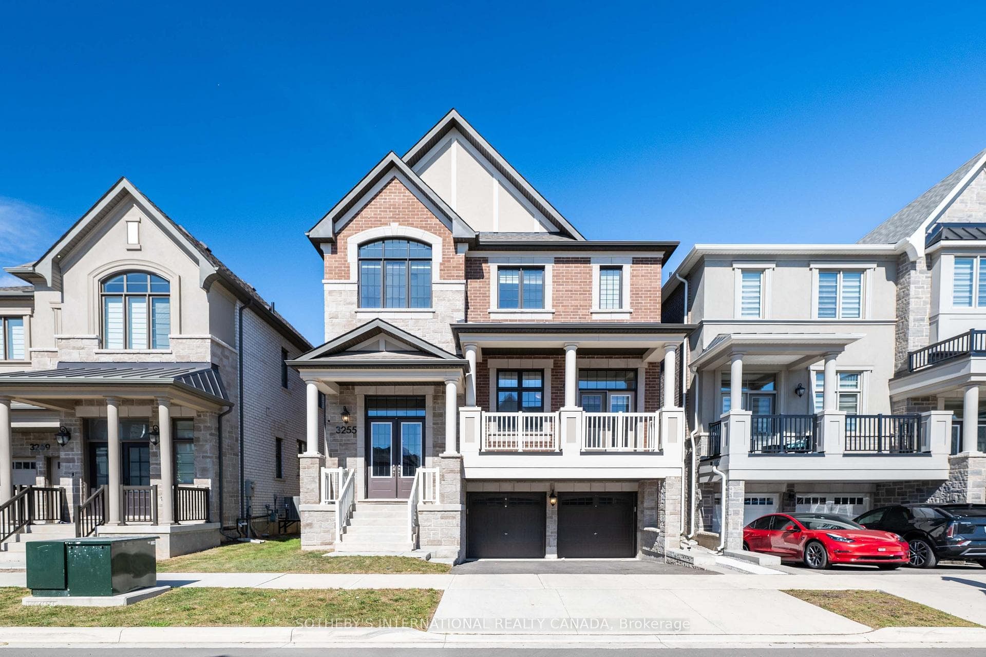 3255 Harasym Trail, Oakville, ON L6M 5N6