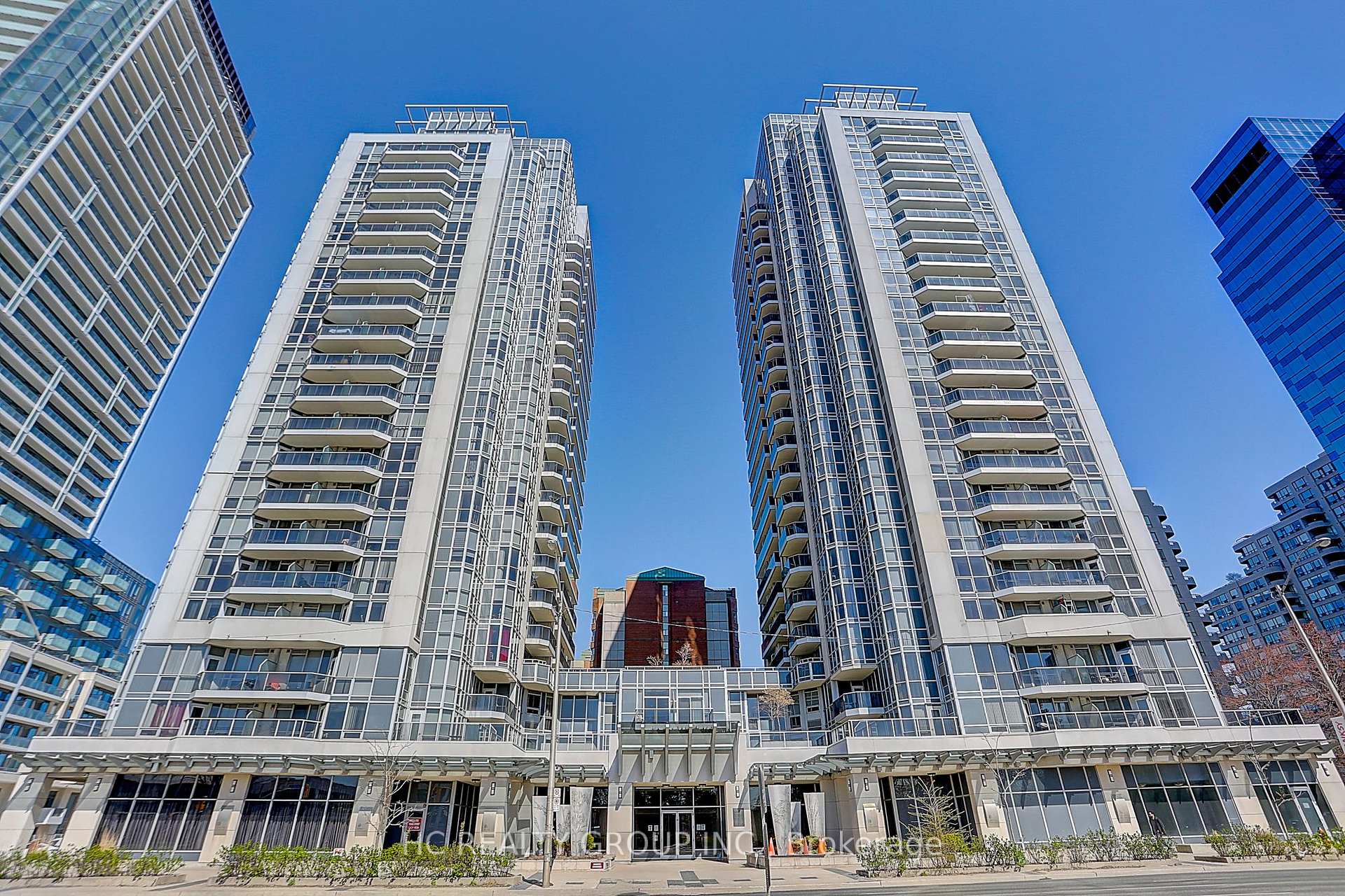 5791 Yonge Street 1909, Toronto, ON M2M 3T9