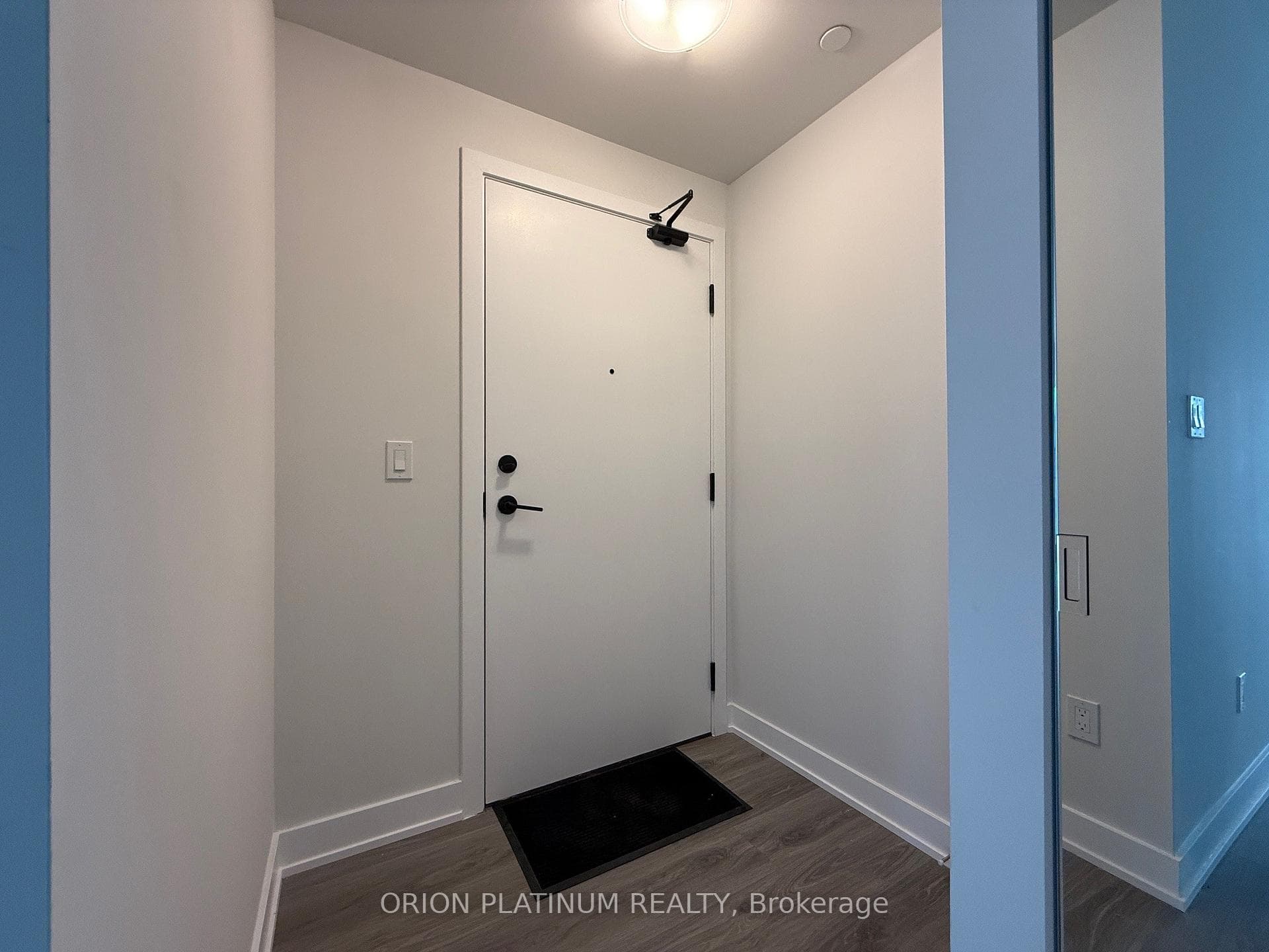 430 Square One Drive 1201, Mississauga, ON L5B 0L6