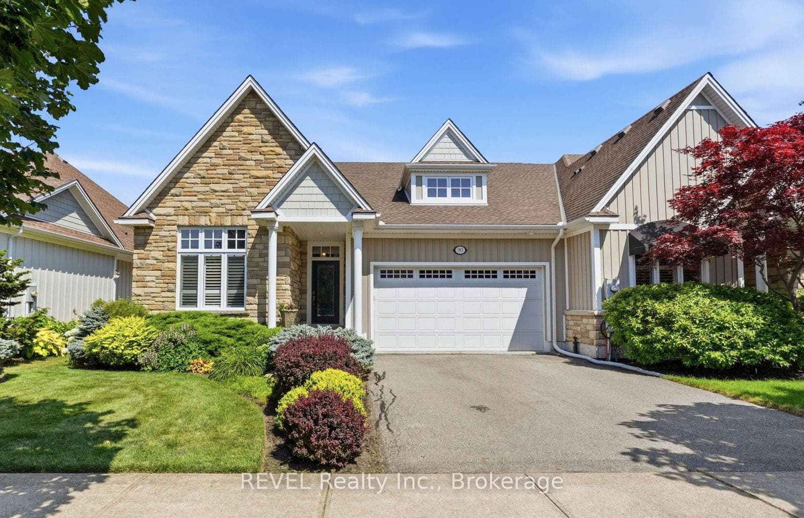 90 Sunrise Court, Fort Erie, ON L0S 1N0