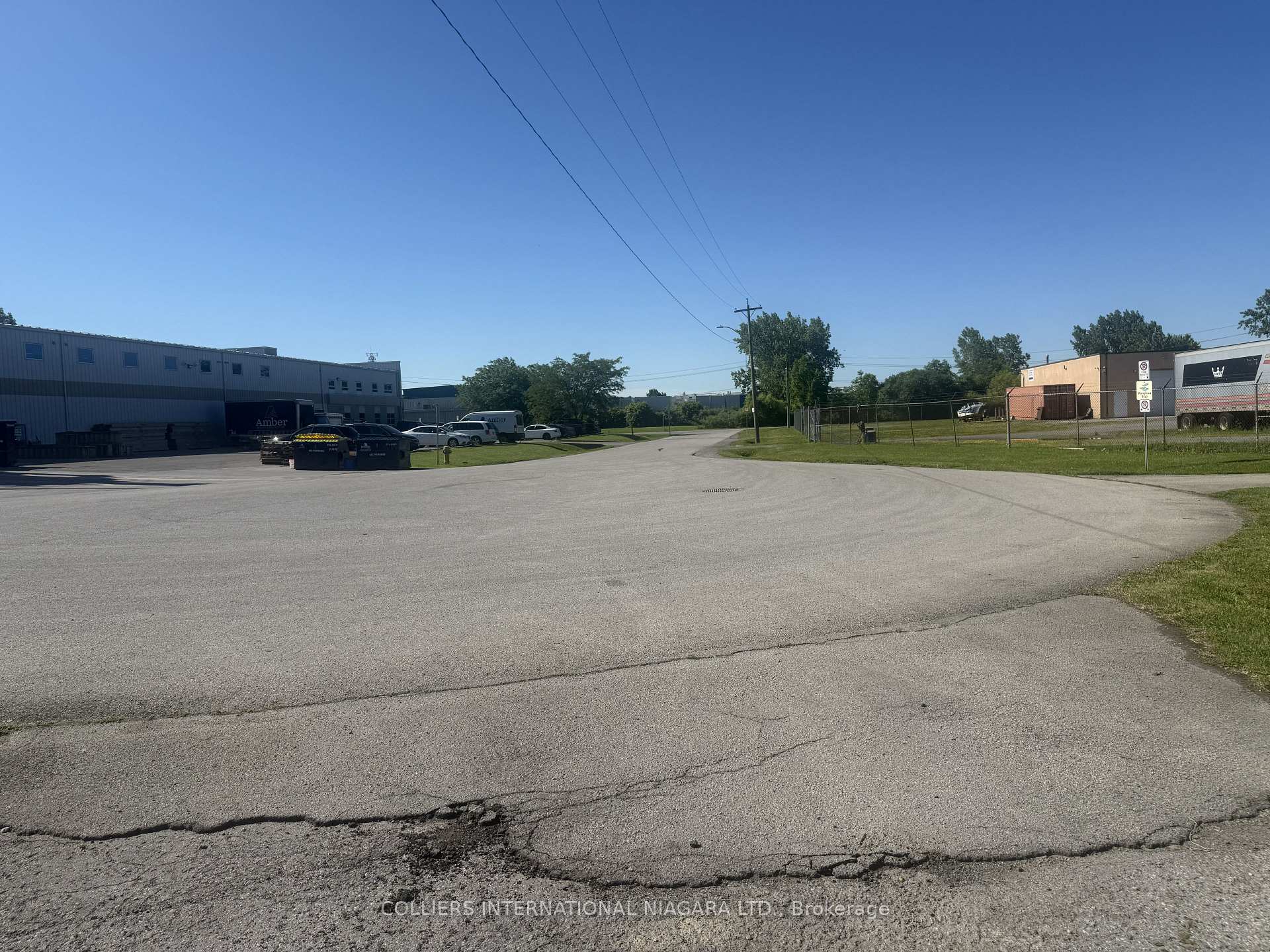 5 Peacock Bay, St. Catharines, ON L2M 7N8