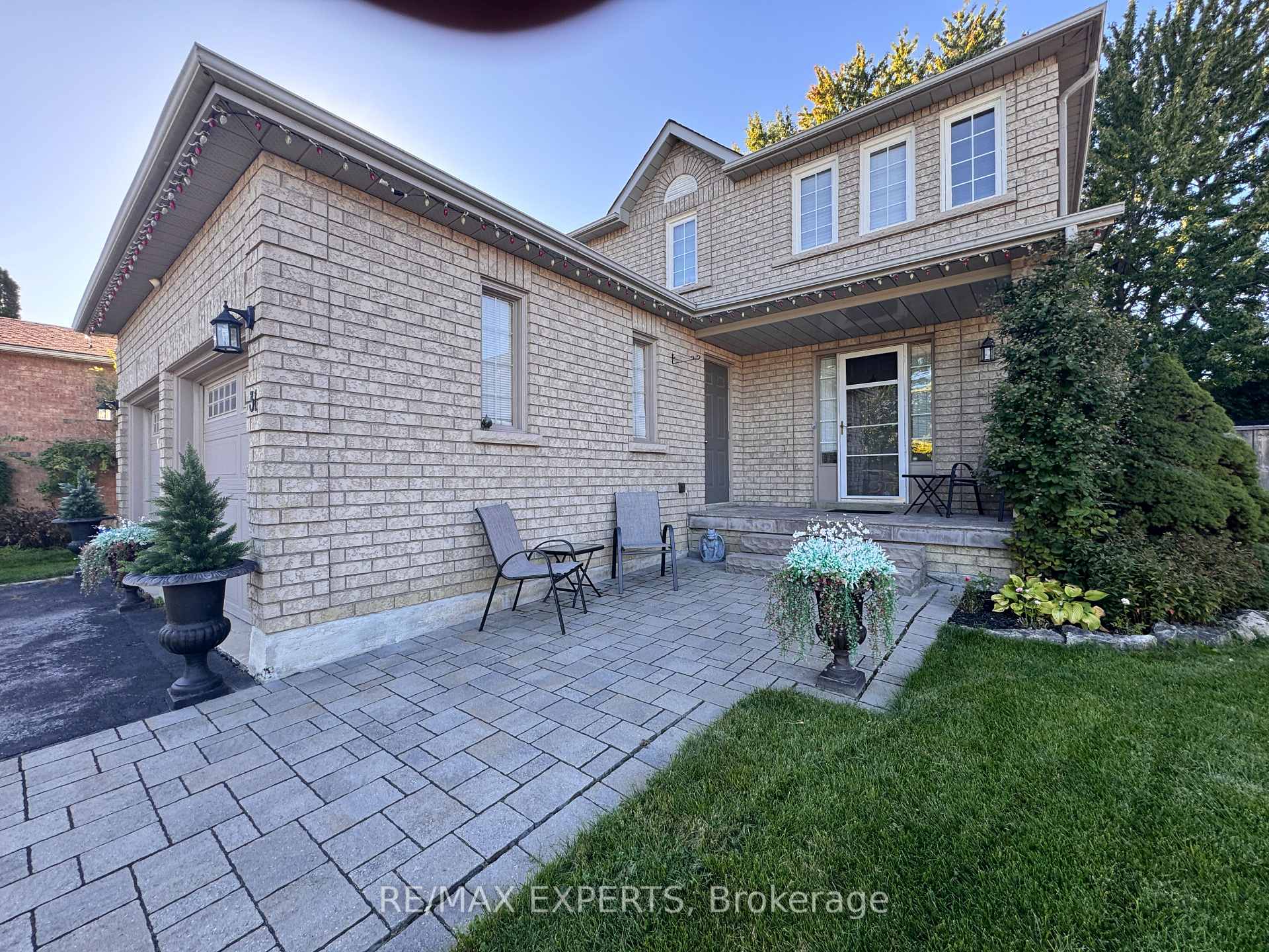 31 Esposito Drive, Caledon, ON L7E 1T3