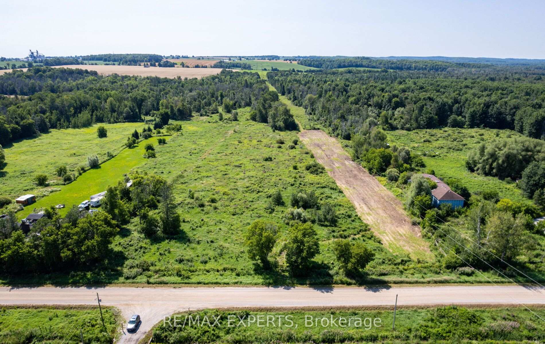2551 3rd Line, Innisfil, ON L0L 1K0
