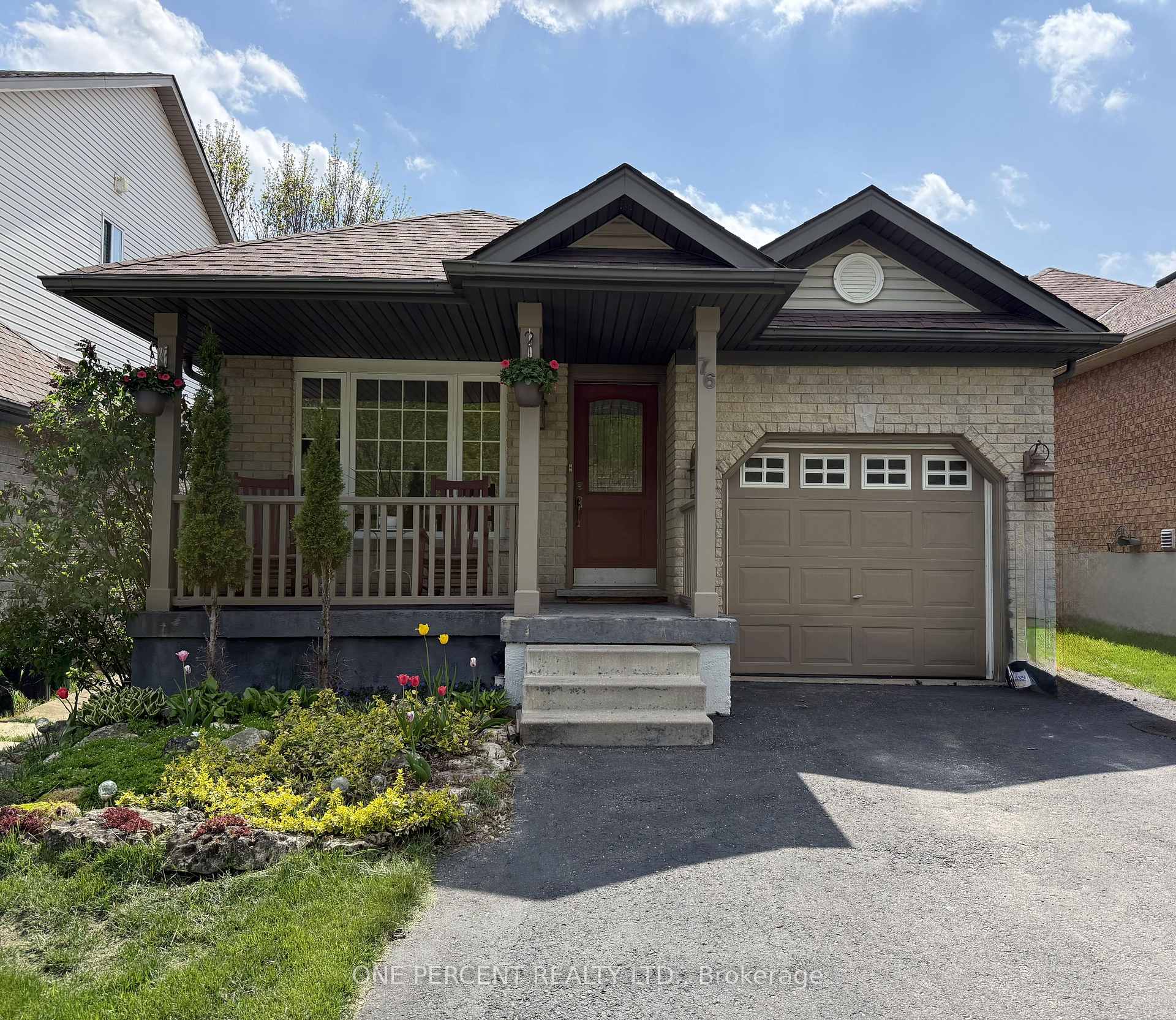 76 Abbey Road W, Orangeville, ON L9W 5E5