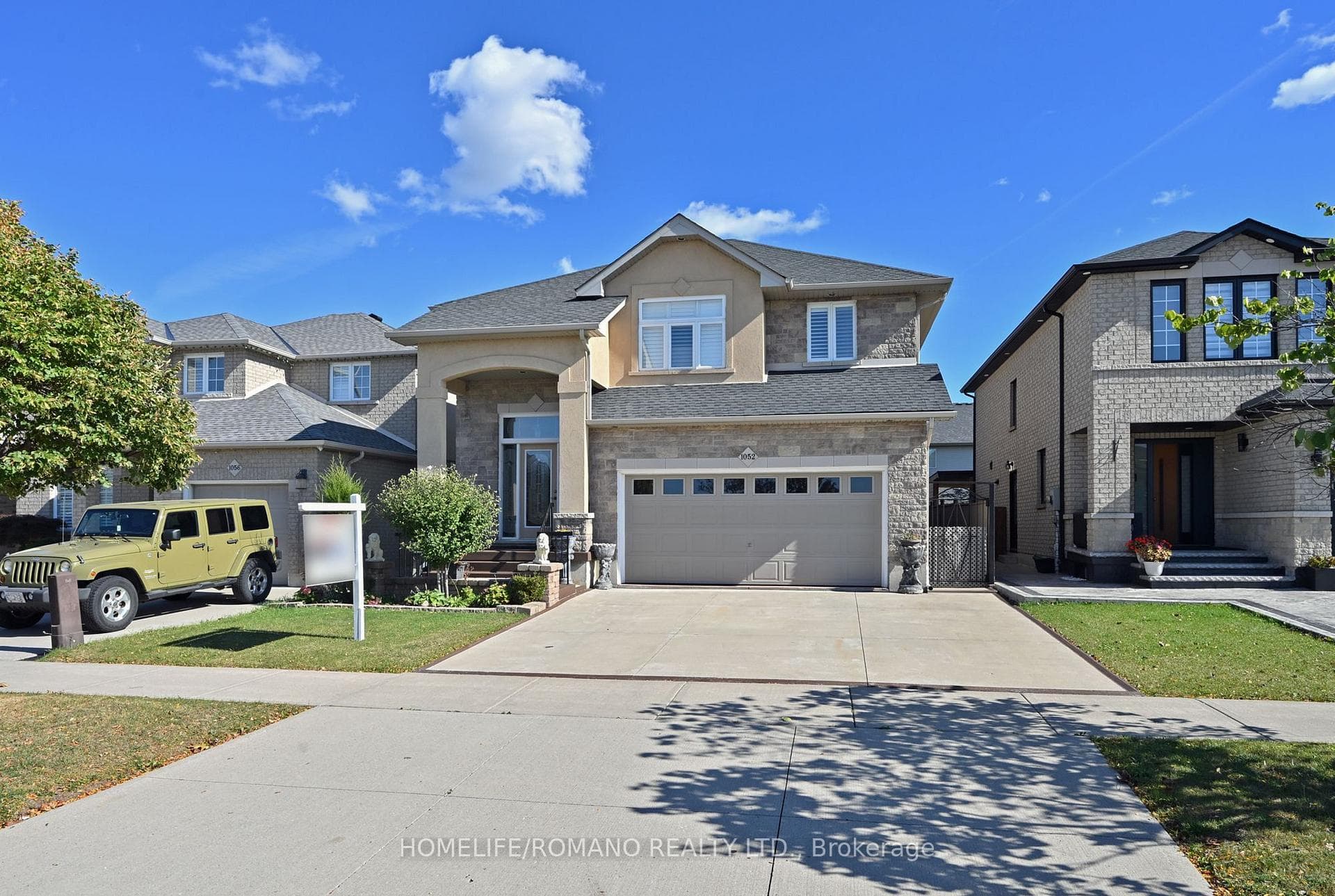1052 Greenhill Avenue, Hamilton, ON L8G 5G9