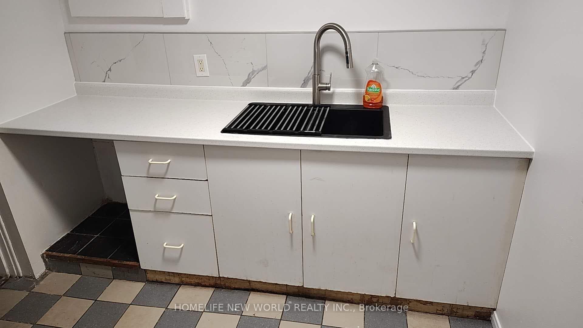 4383 Radisson Crescent Lower Level, Mississauga, ON L5M 4C5