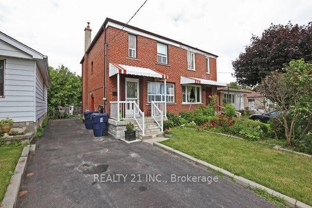 176 Linden Avenue, Toronto, ON M1K 3H8