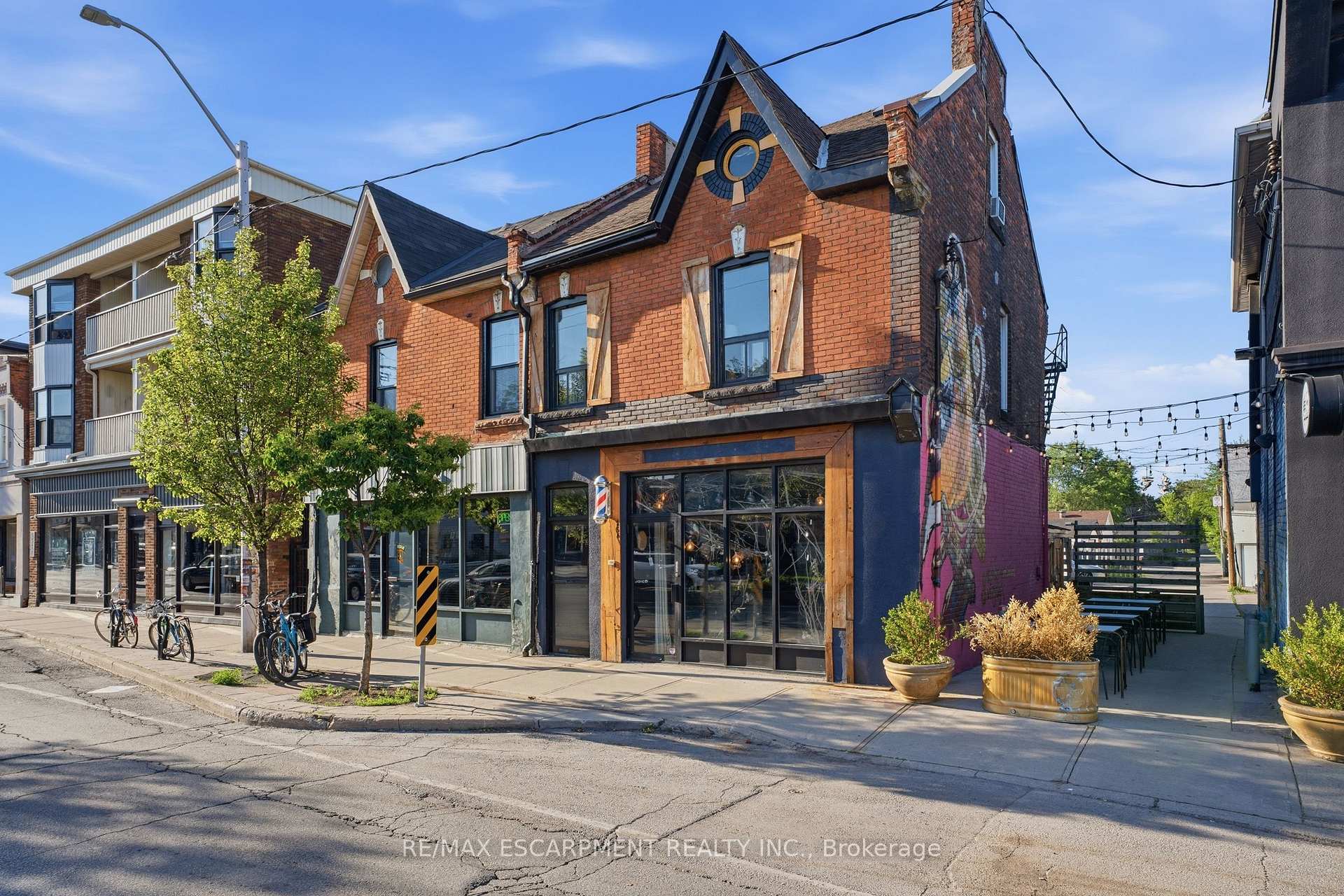 355 Barton Street E, Hamilton, ON L8L 2X6
