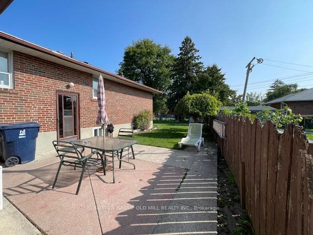 55 Sun Row Drive, Toronto, ON M9P 3H5