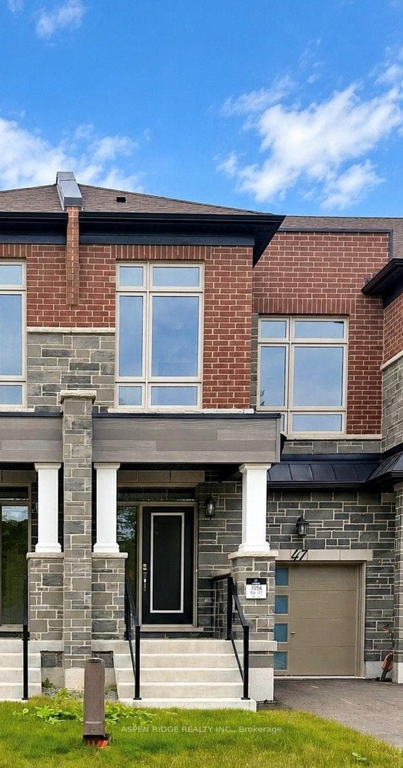47 Schmeltzer Crescent, Richmond Hill, ON L4E 1K9