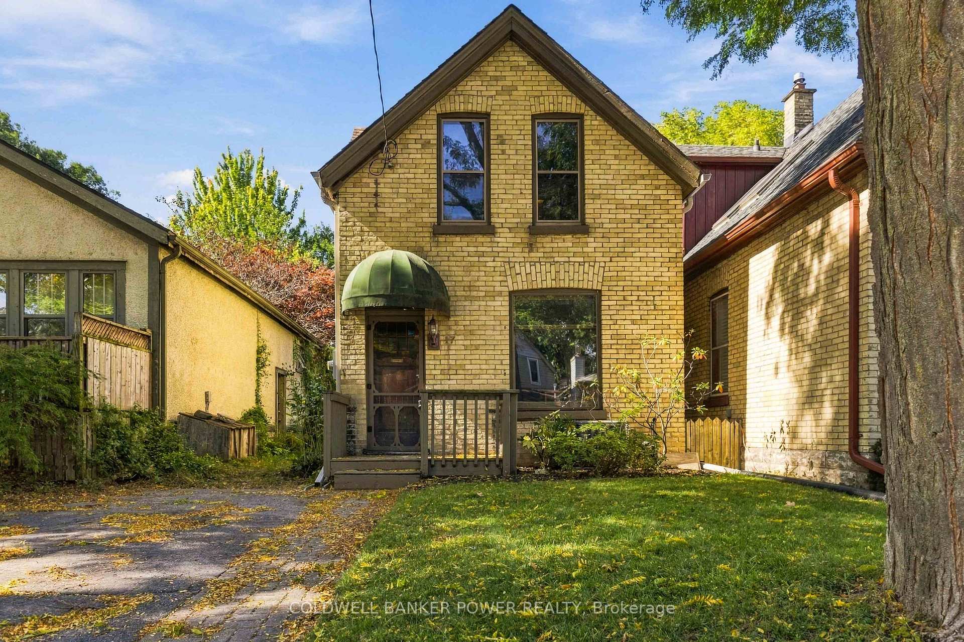 17 Palace Street, London East, ON N6B 3A6