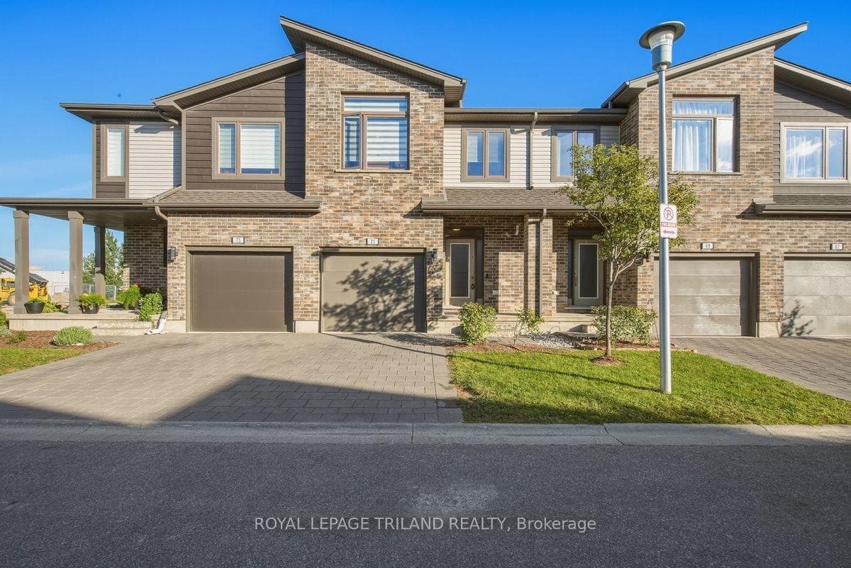 1960 Dalmagarry Road 71, London North, ON N6G 0T8