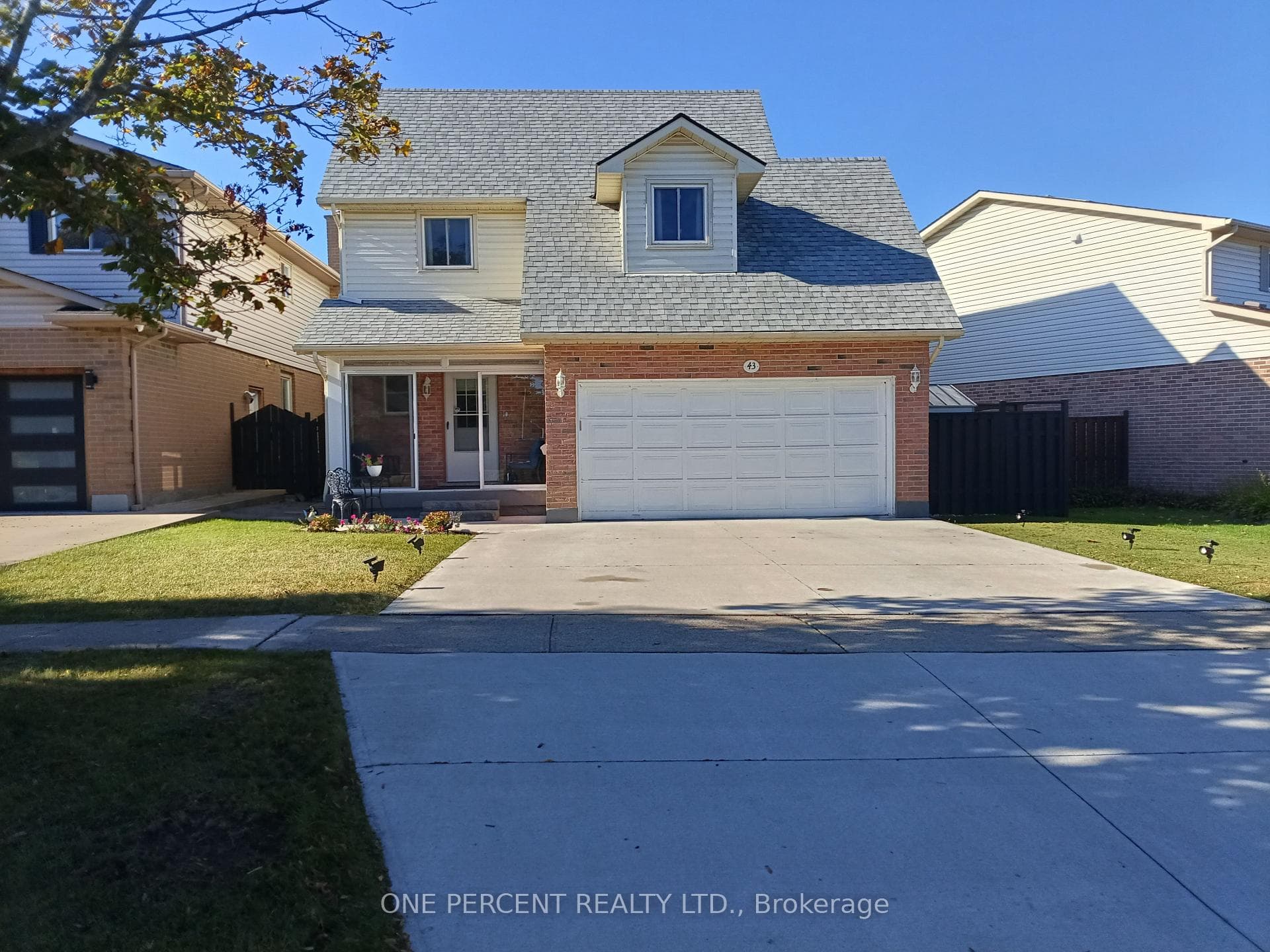 43 Commerford Street, Thorold, ON L2V 4Z2