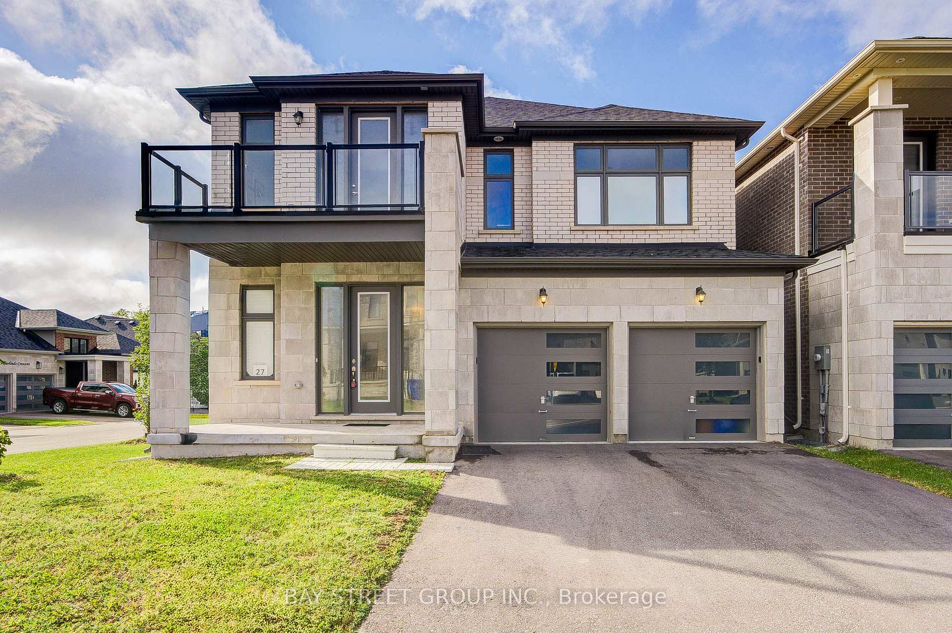27 Hearthwood Gate, Whitchurch-Stouffville, ON L4A 4X1