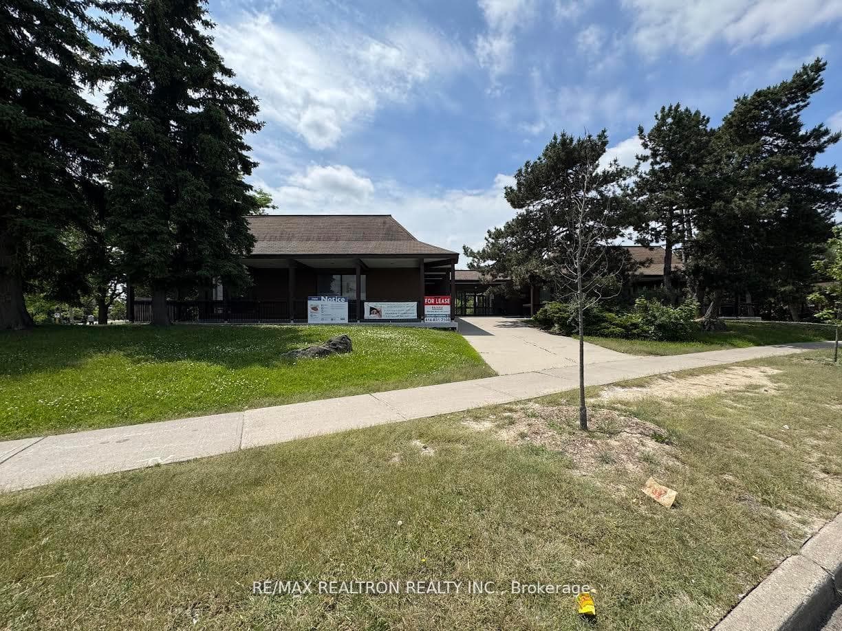 2630 Kipling Avenue 3, Toronto, ON M9V 4B9