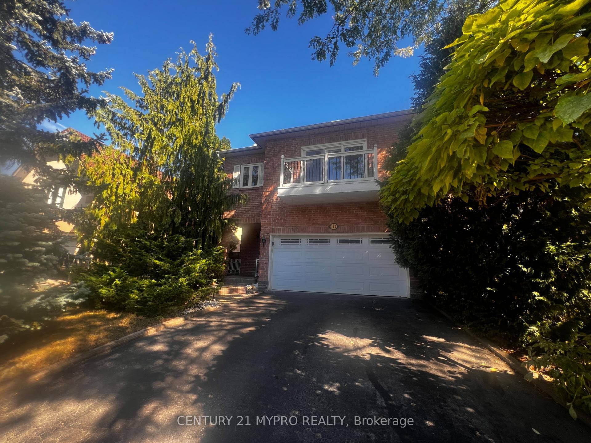 163 Romain Crescent, Oakville, ON L6H 5A7
