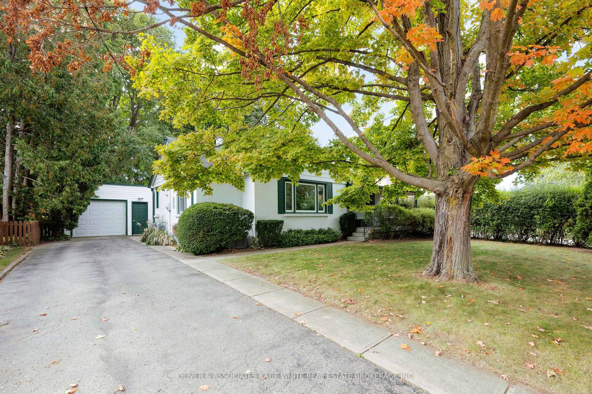 371 Reynolds Road, London South, ON N6K 2P8