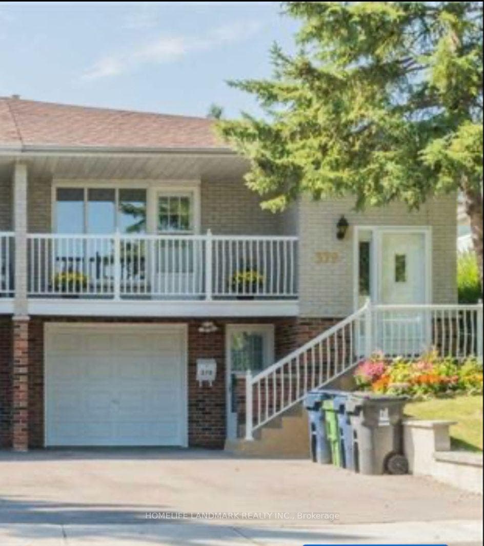 379 Apache Trail Main Floor, Toronto, ON M2H 2W6