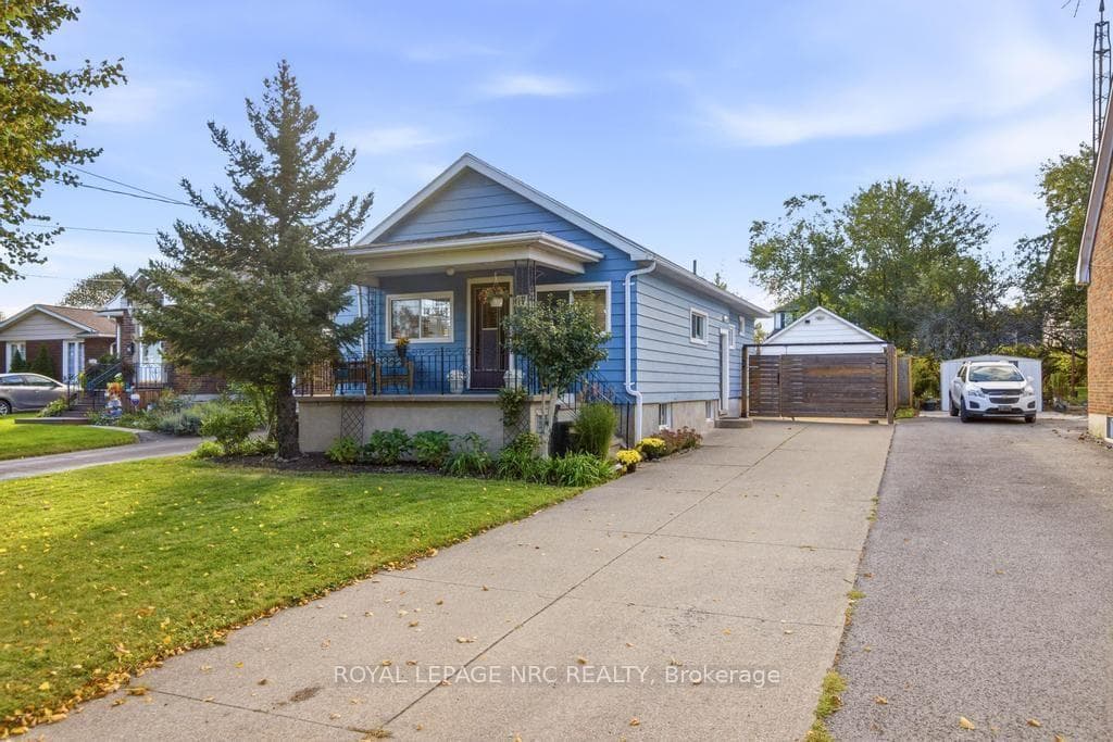 17 Wanda Road, St. Catharines, ON L2T 1S5