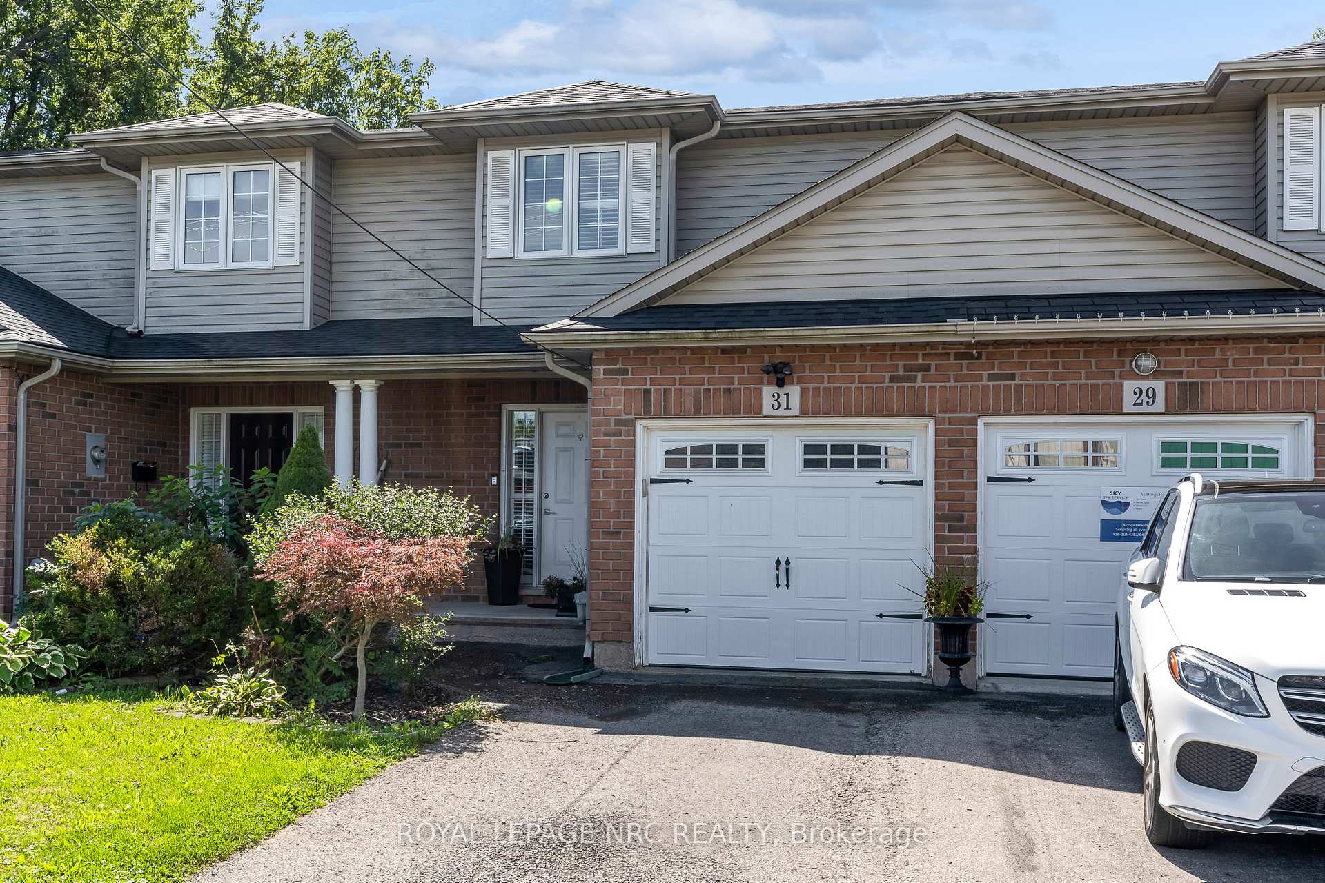 31 Thorold Road E, Welland, ON L3C 3T3