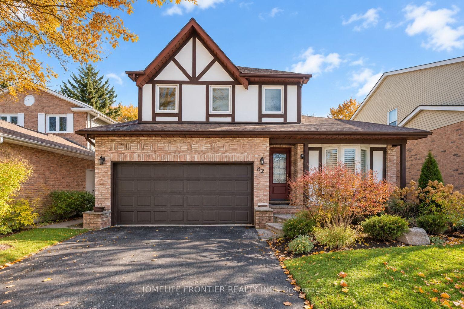 82 Charnwood Place, Markham, ON L3T 5H3