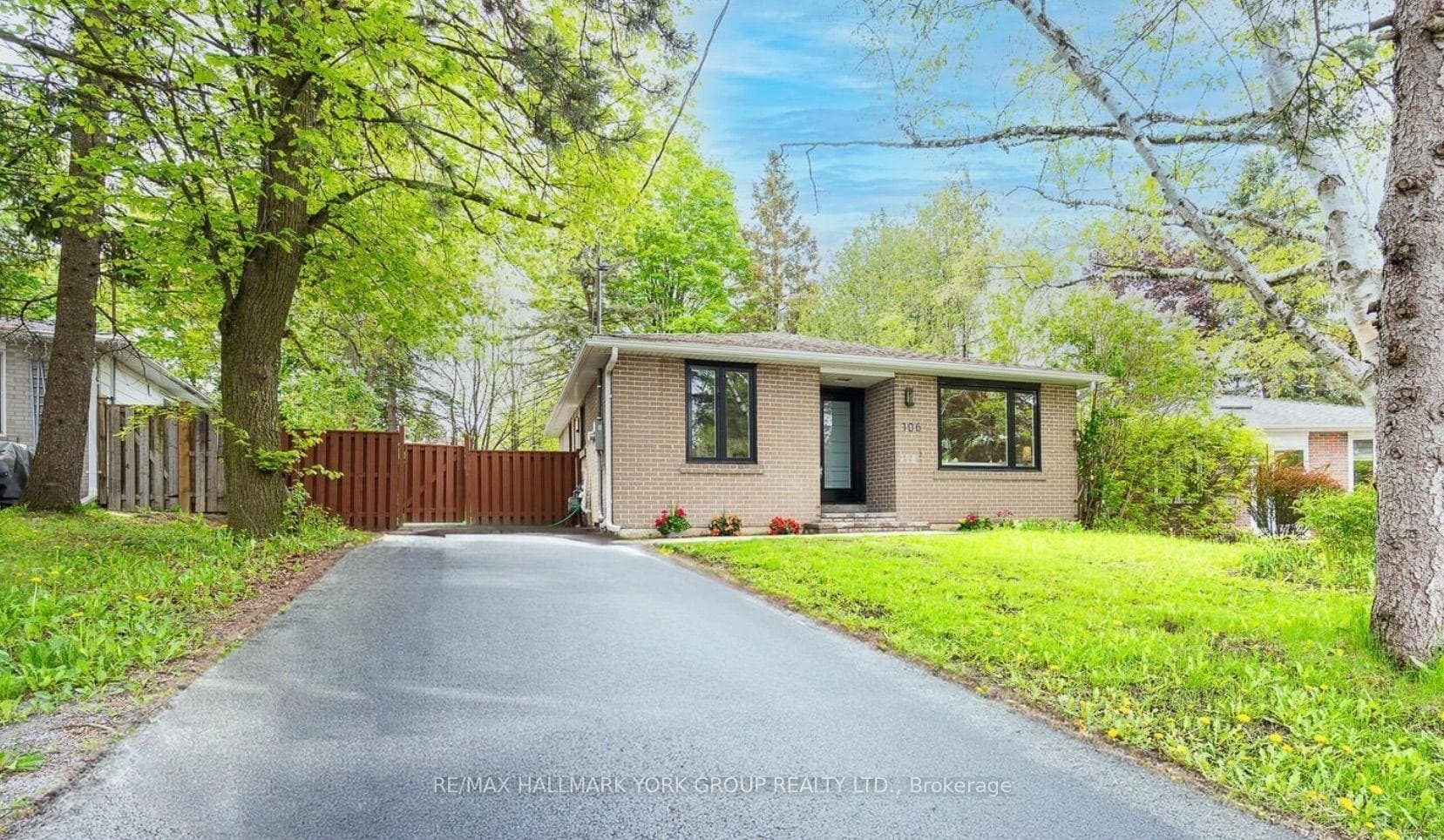 106 Woodpark Place Basement, Newmarket, ON L3Y 3P6