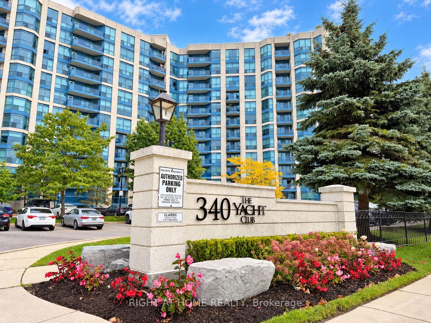 340 Watson Street W 906, Whitby, ON L1N 9G1
