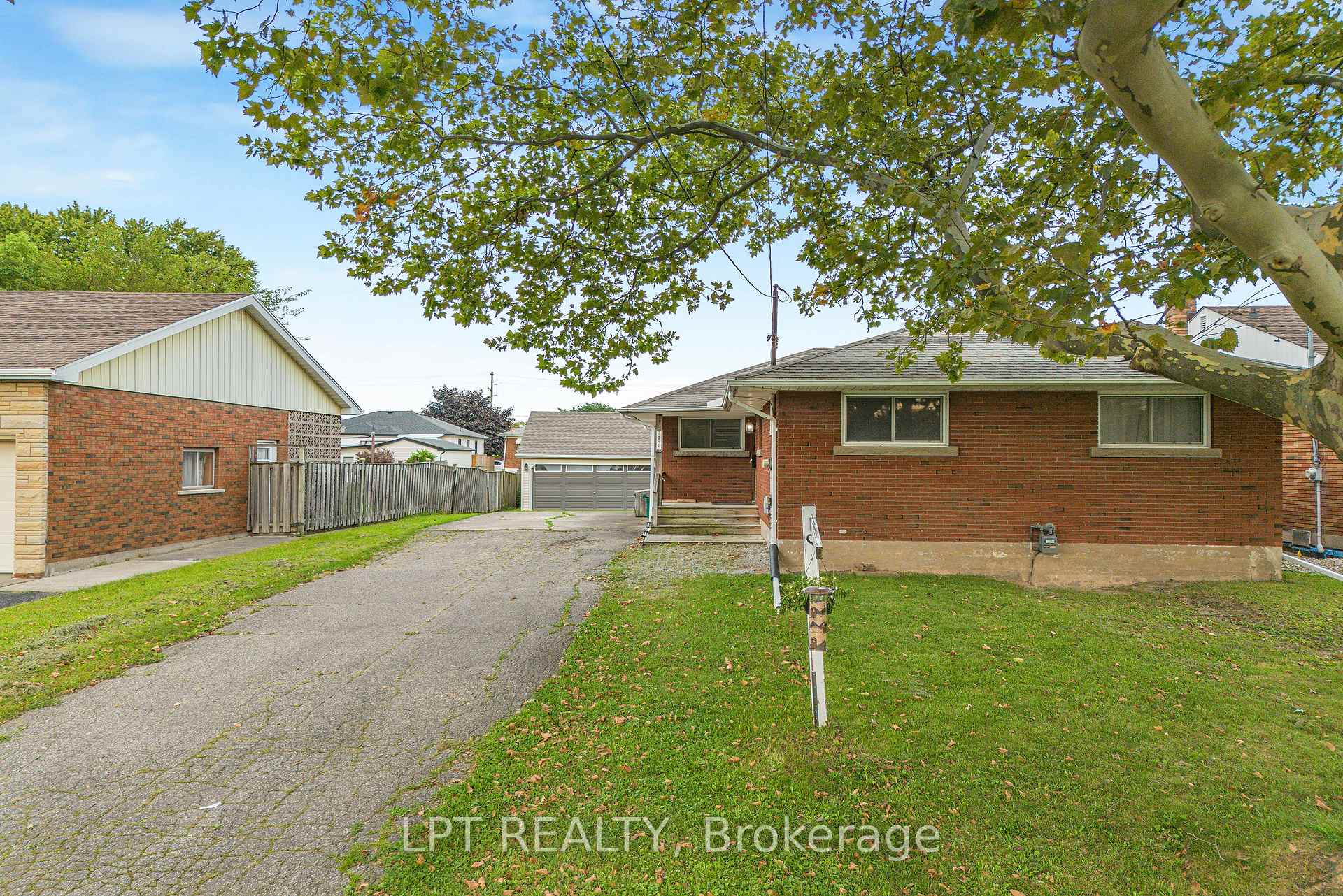 7156 Warden Avenue, Niagara Falls, ON L2G 5P8
