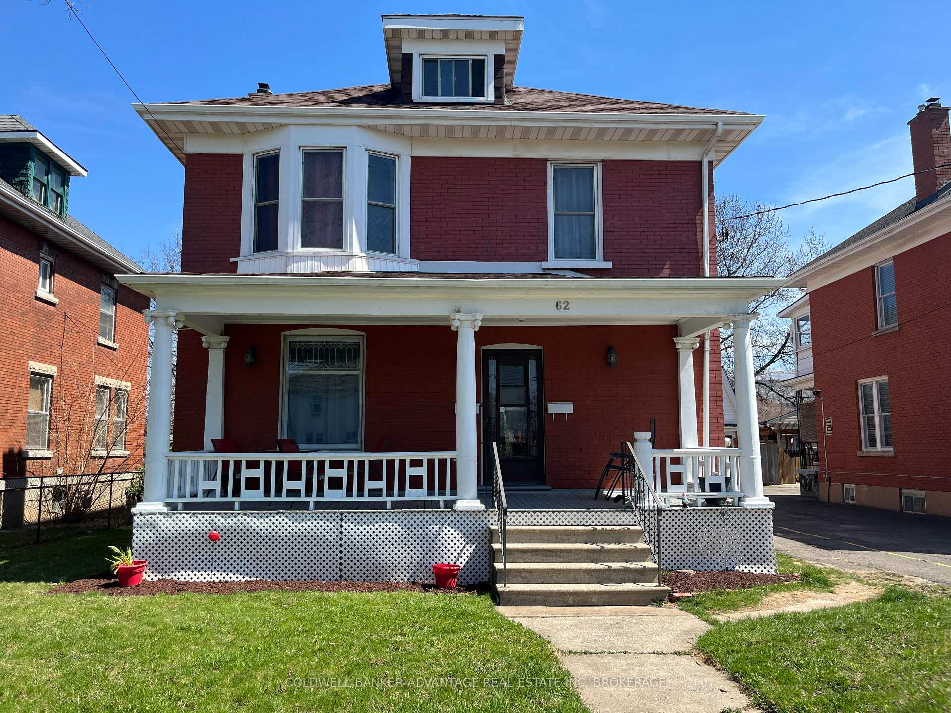 62 Burgar Street, Welland, ON L3B 2S8