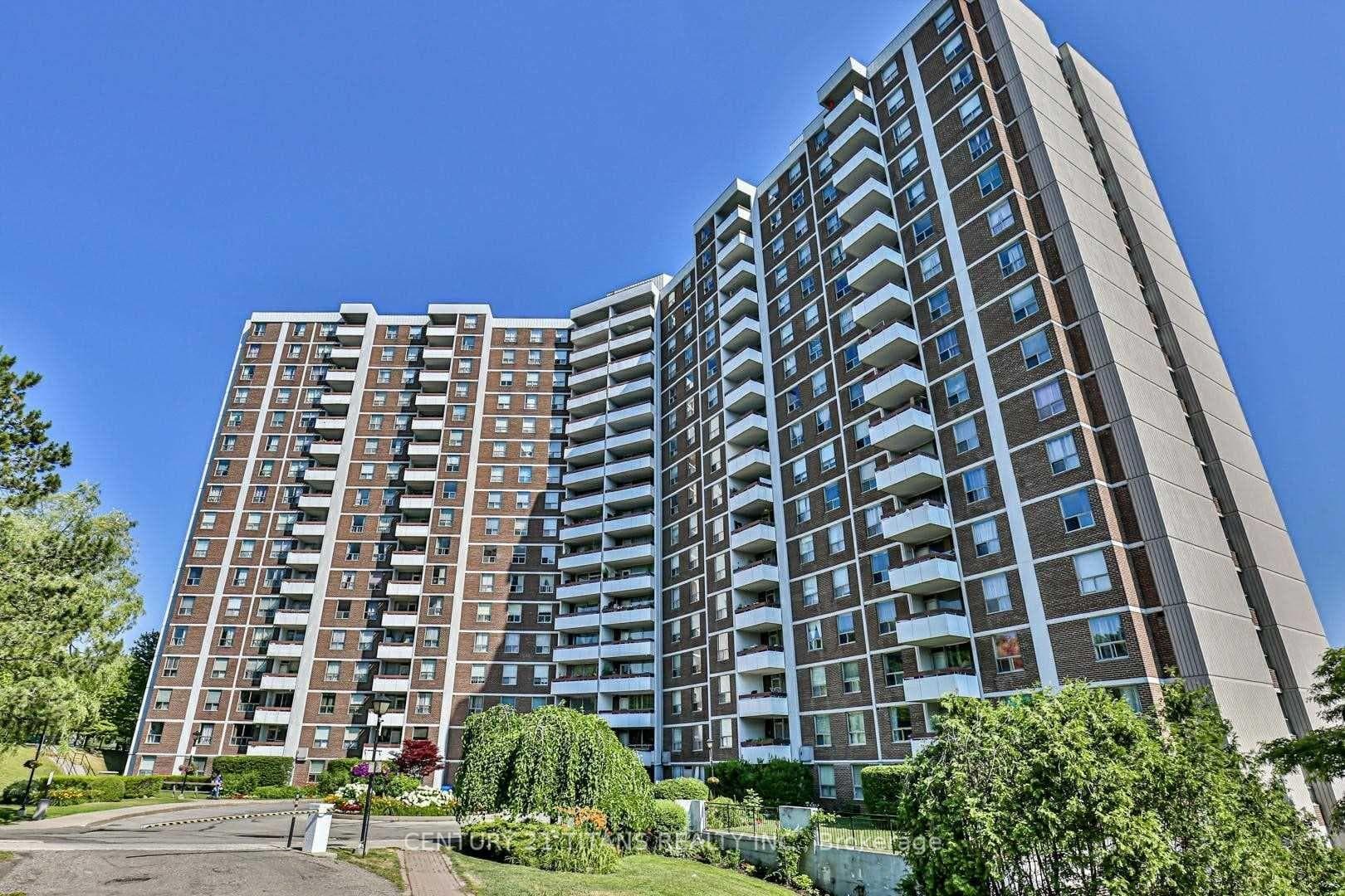 10 Edgecliffe Golfway 311, Toronto, ON M3C 3A3