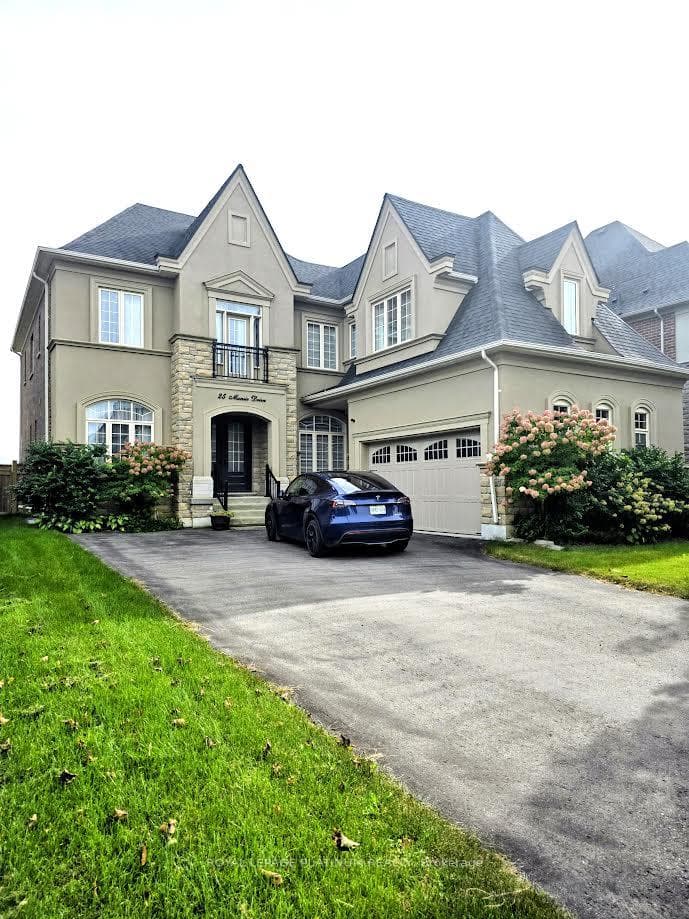 25 Munsie Drive, King, ON L7B 0N8