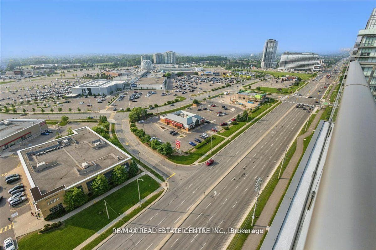 4655 Glen Erin Drive E 1009, Mississauga, ON L5M 0Z1