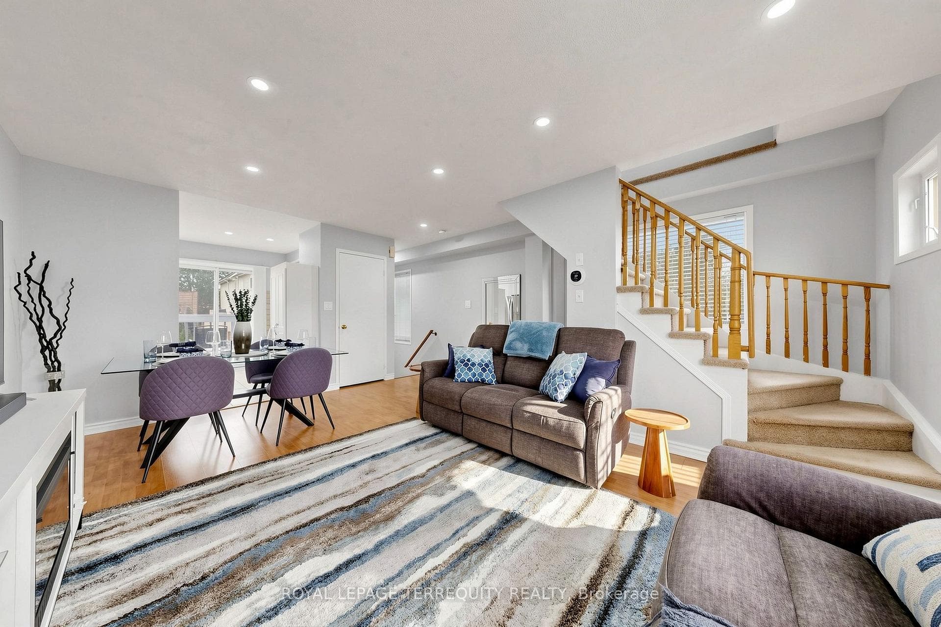 1865 Kingston Road 62, Pickering, ON L1V 7B5