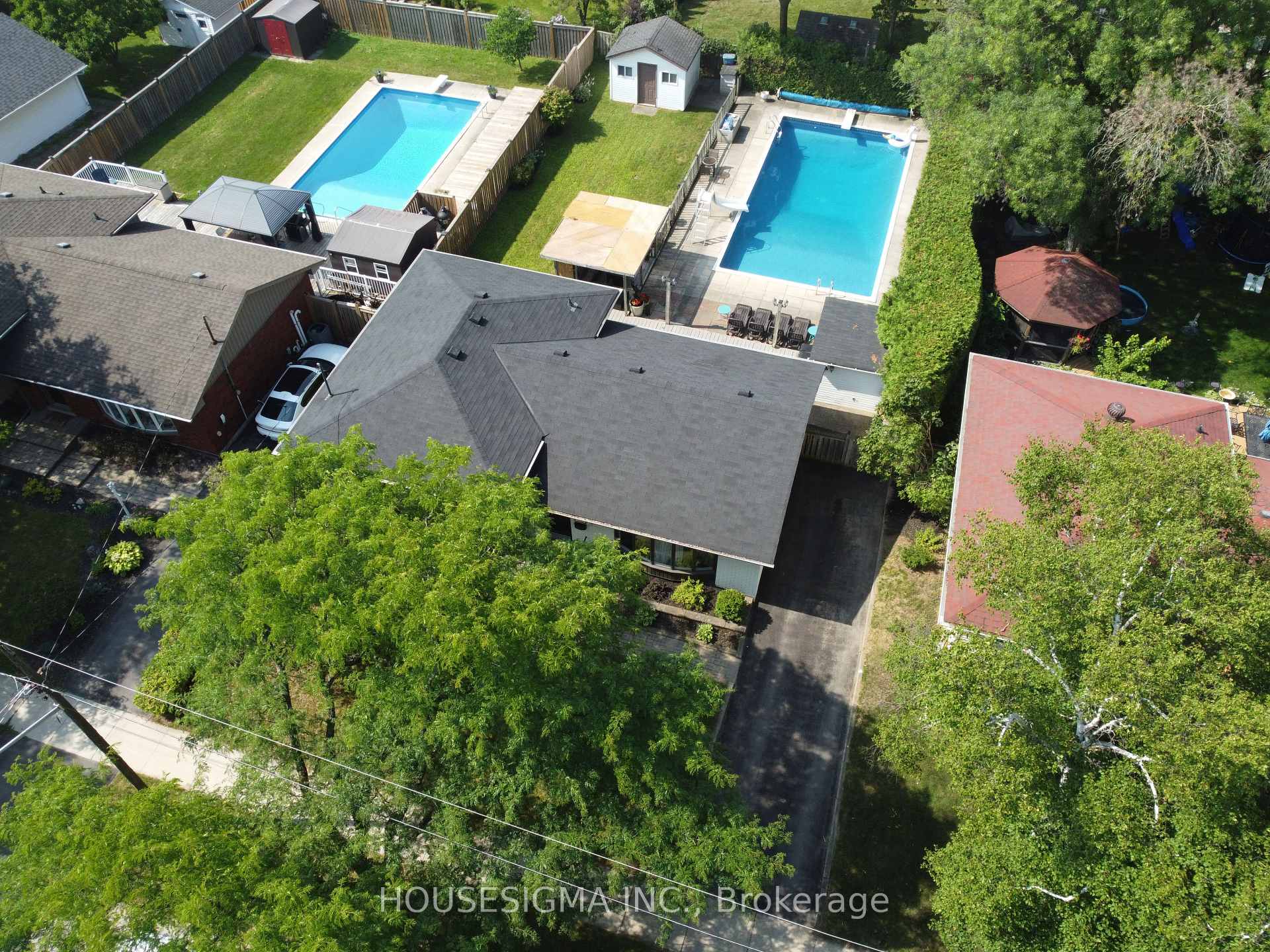 1486 Barker Avenue, Burlington, ON L7P 2R4