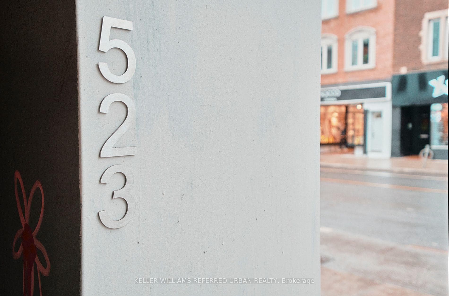 523 Bloor Street W 1, Toronto, ON M5S 1Y4