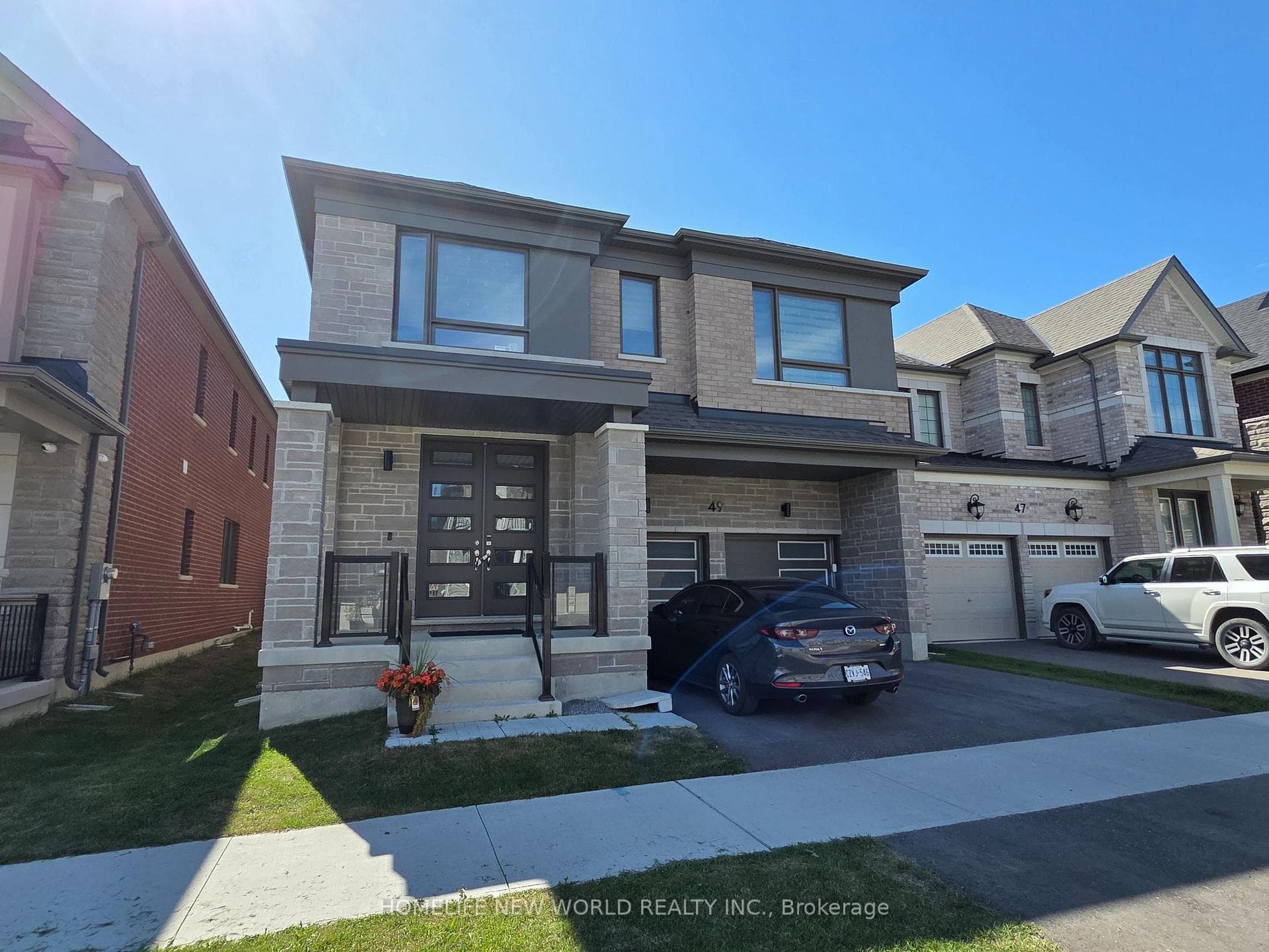 49 Berczy Manor Crescent, Markham, ON L6C 3M2