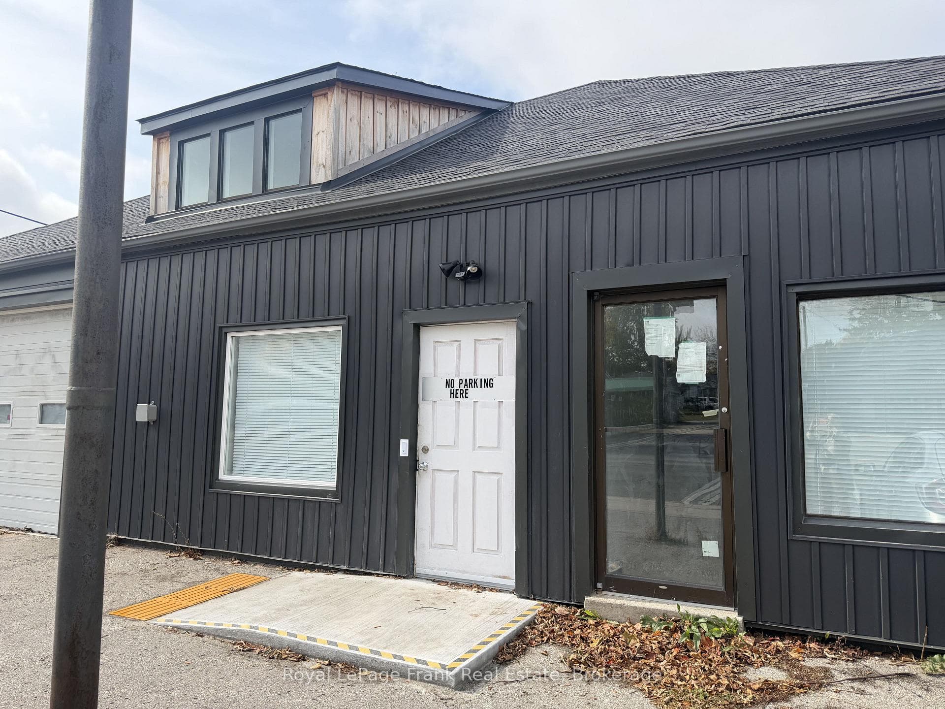 54 Main Street 1, Uxbridge, ON L9P 1J2