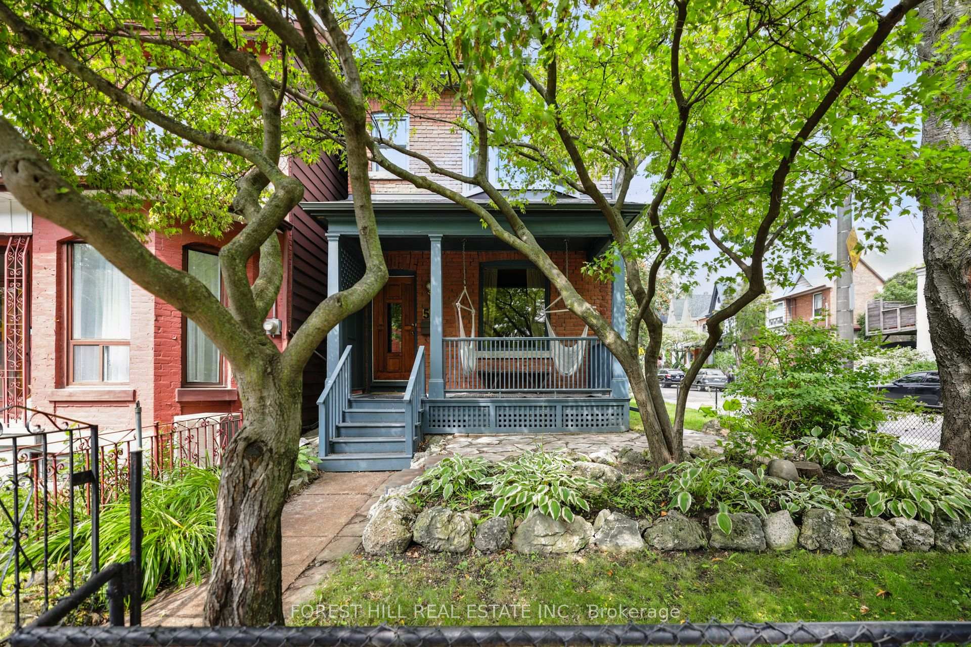 54 Afton Avenue, Toronto, ON M6J 1S1