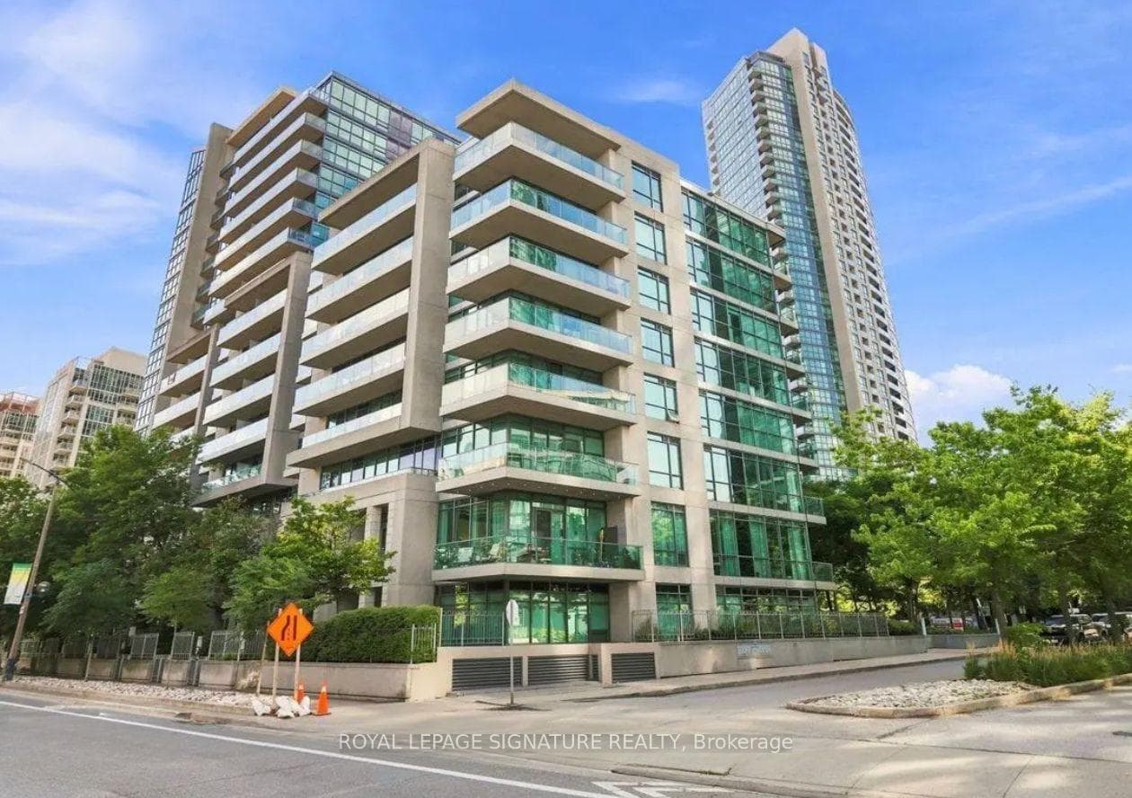209 Fort York Boulevard 358, Toronto, ON M5V 4A1