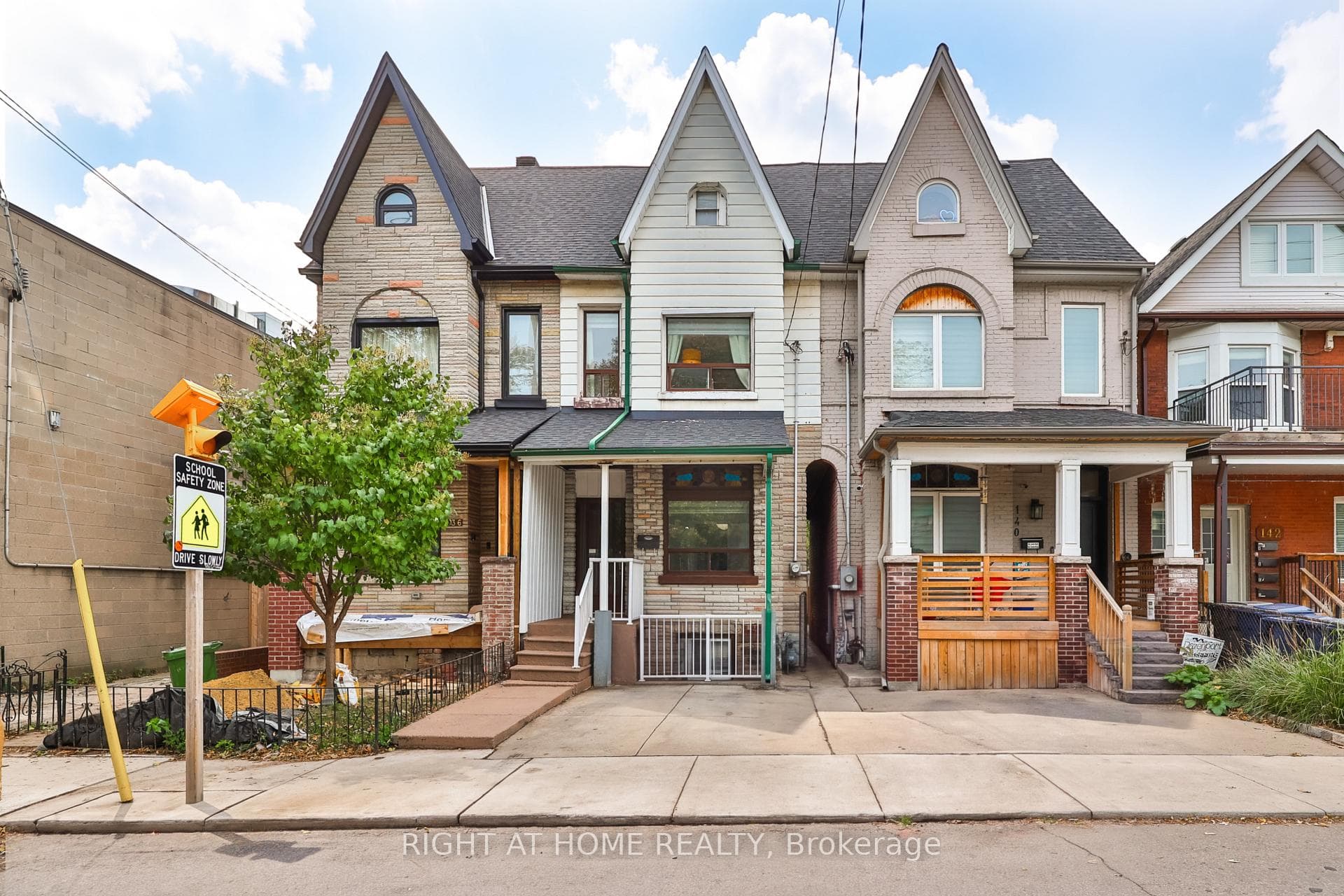 138 Osler Street, Toronto, ON M6N 2Y8