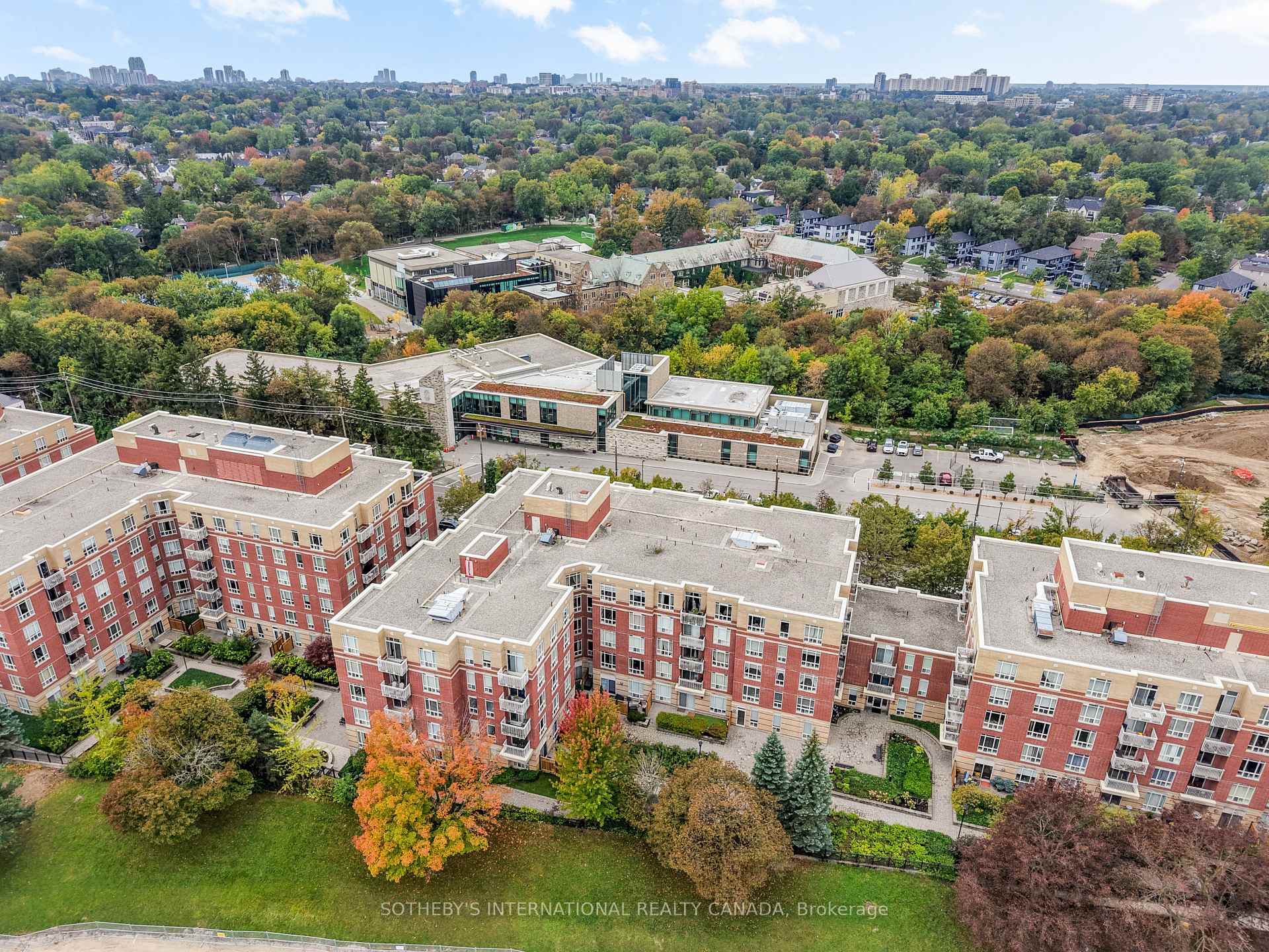 481 Rosewell Avenue 212, Toronto, ON M4R 2J1