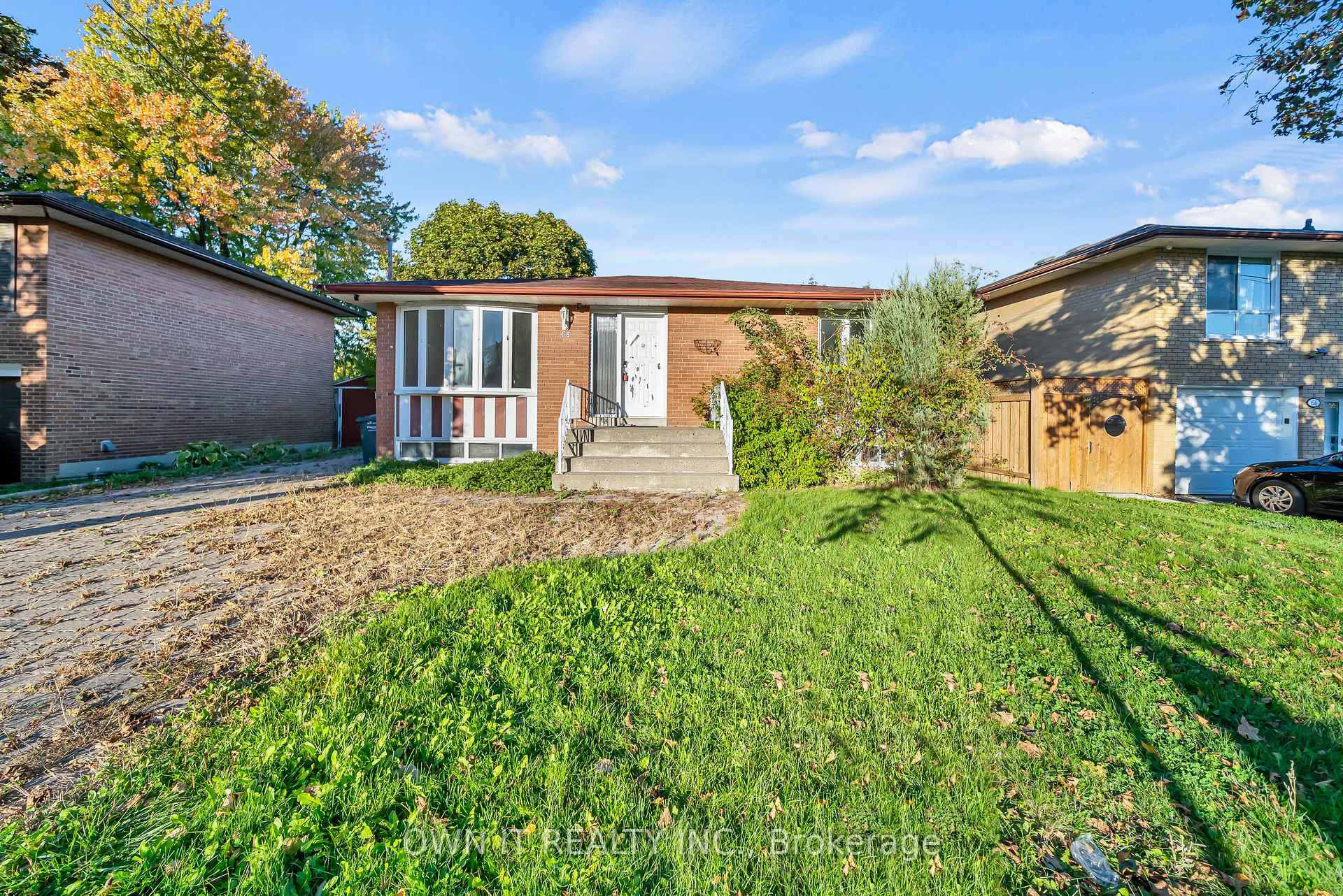 68 Campbell Drive, Brampton, ON L6X 2H7