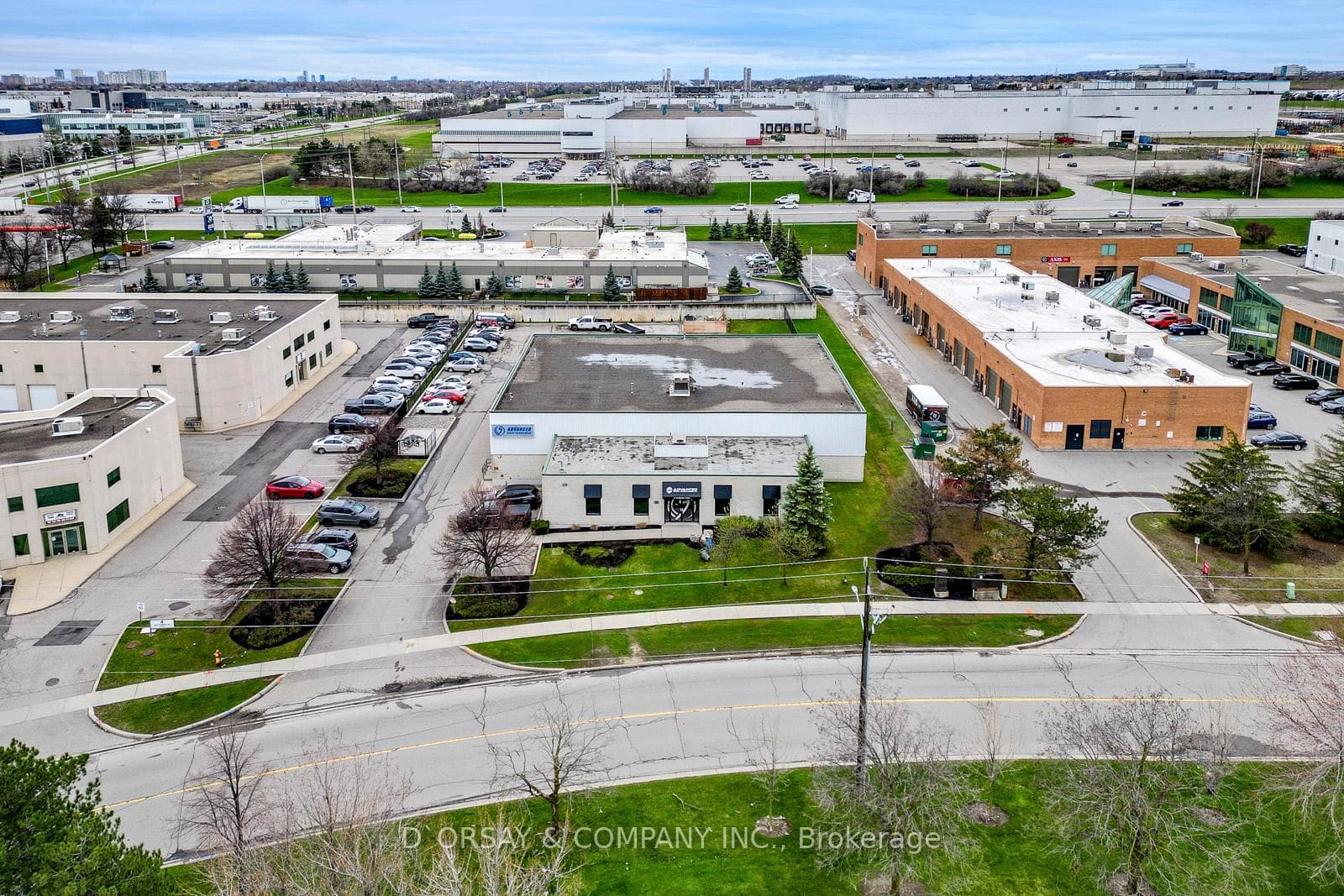 6 Automatic Road, Brampton, ON L6S 5N3