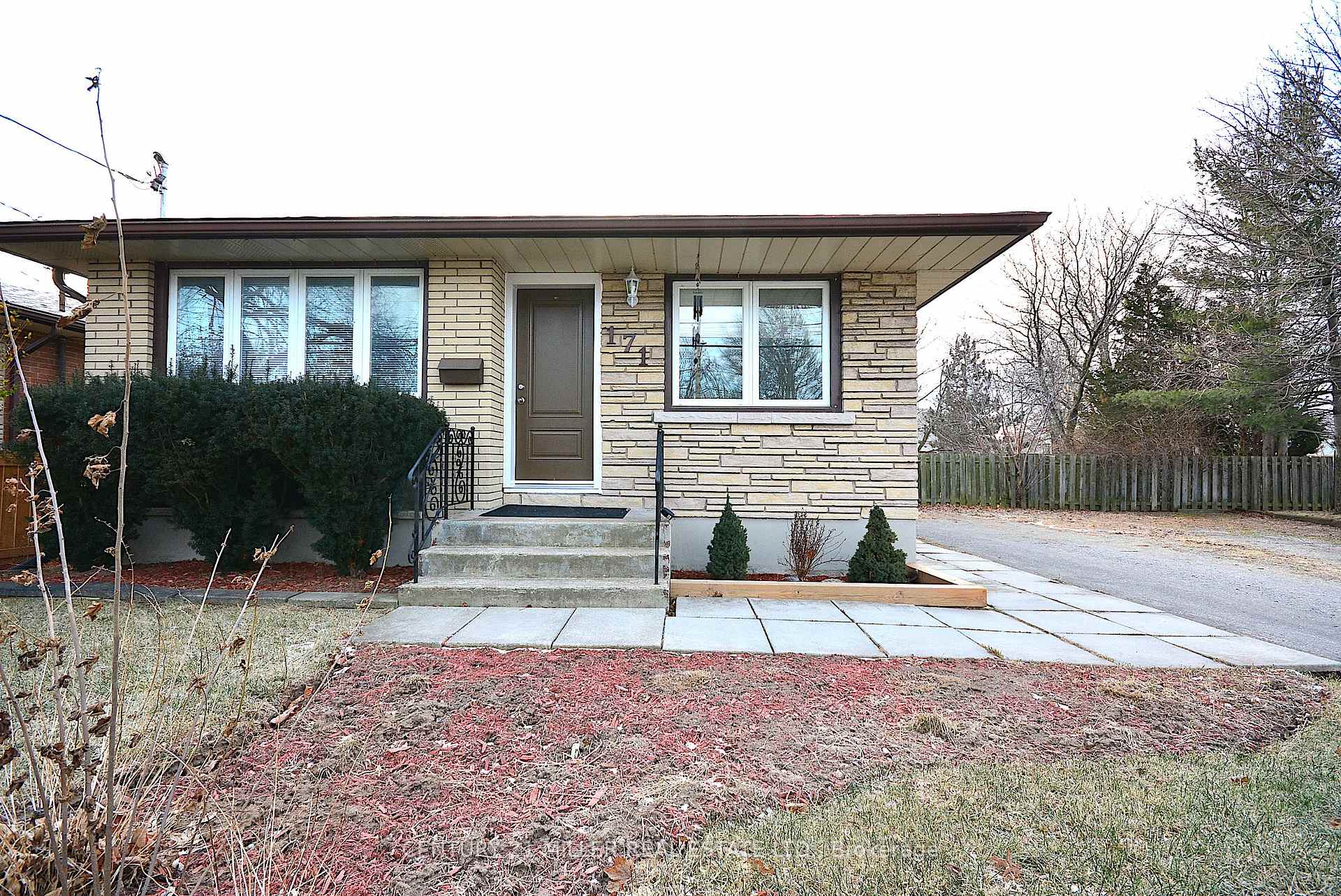 171 Rykert Street 2, St. Catharines, ON L2S 2B5