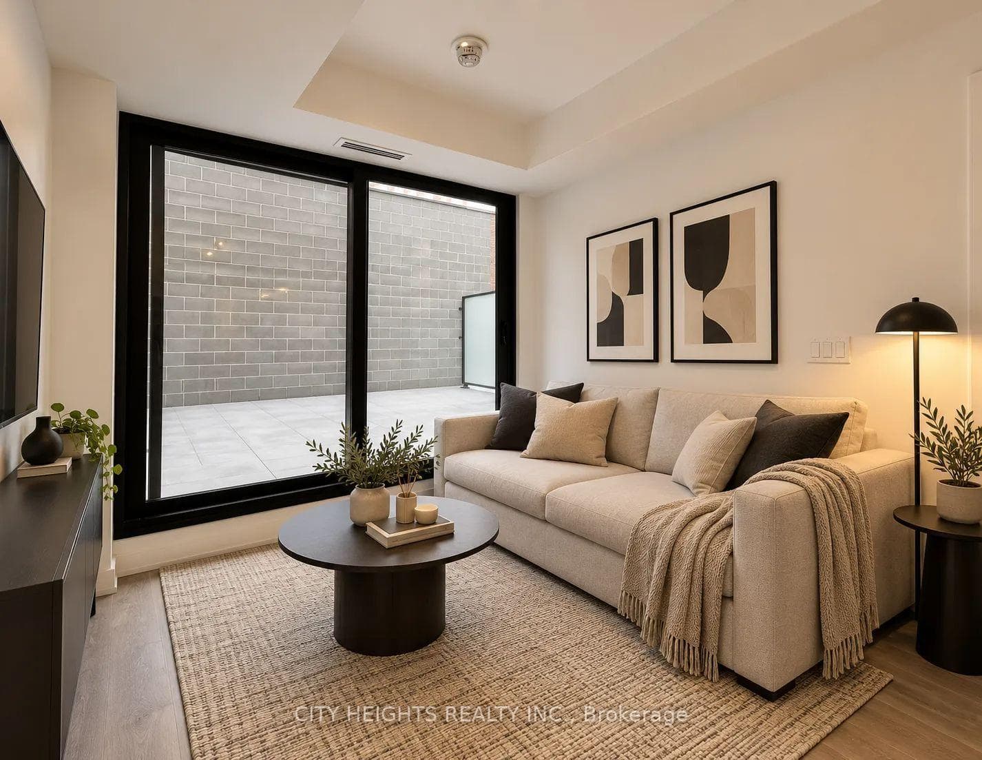 1 Jarvis Street 334, Hamilton, ON L8R 0A8