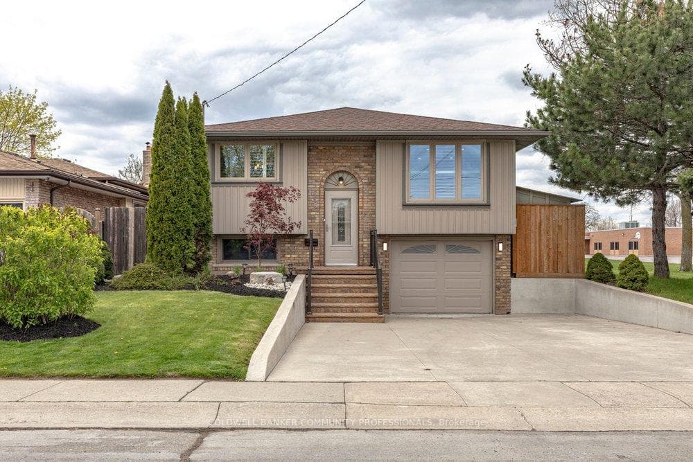 116 Highridge Avenue, Hamilton, ON L8E 3Y9