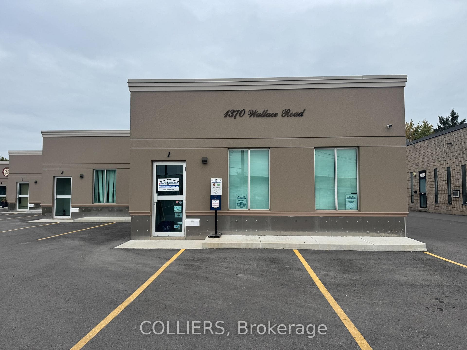 1370 Wallace Road 1, Oakville, ON L6L 2Y2