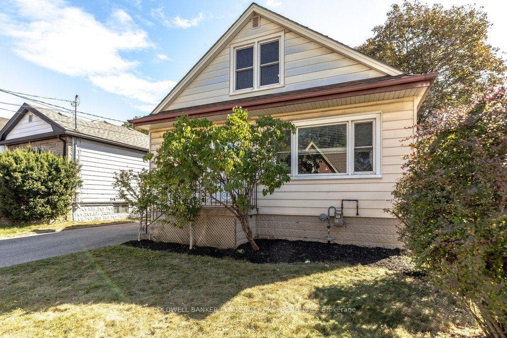 15 East 27th Street, Hamilton, ON L8V 3E6