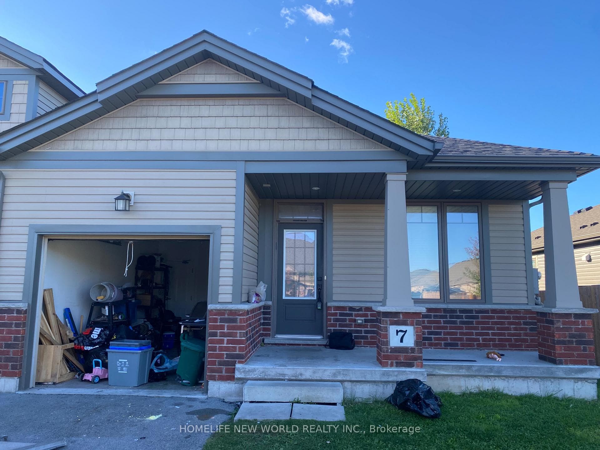 7 Ellis Avenue, St. Catharines, ON L2P 0E6